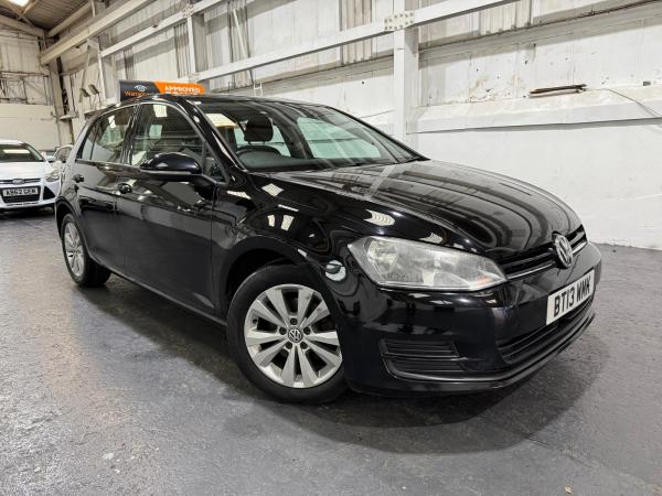 Volkswagen Golf 1.6 TDI BlueMotion Tech SE Hatchback 5dr Diesel Manual Euro 5 (s/s) (105 ps)