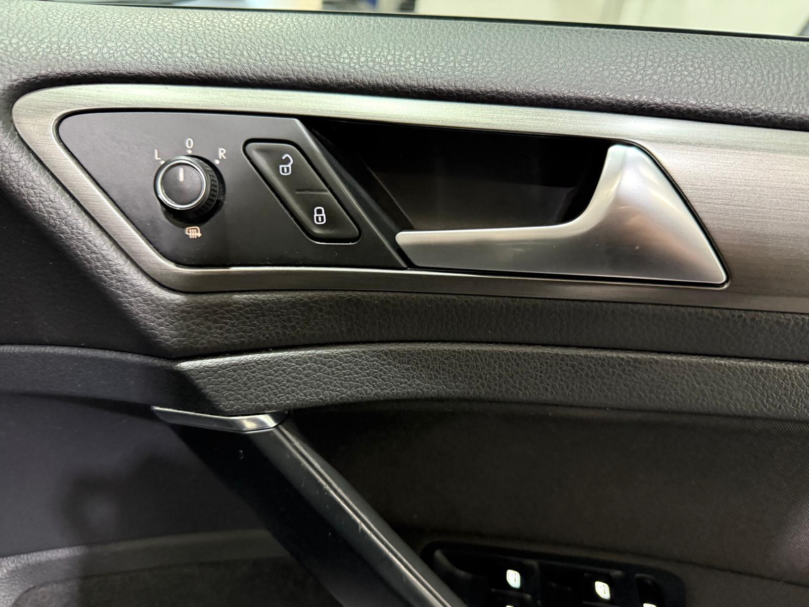 Volkswagen Golf 1.6 TDI BlueMotion Tech SE Hatchback 5dr Diesel Manual Euro 5 (s/s) (105 ps)