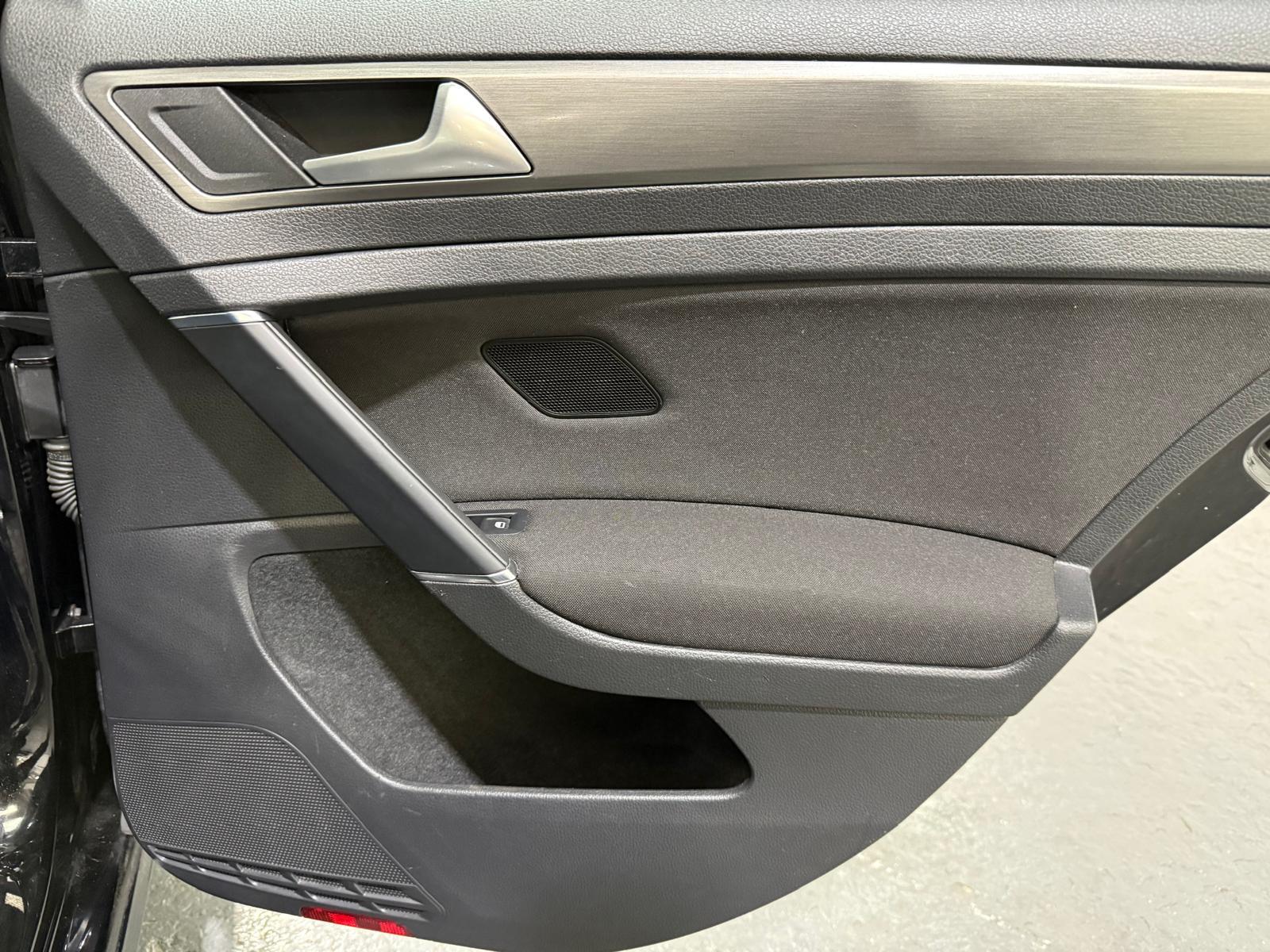 Volkswagen Golf 1.6 TDI BlueMotion Tech SE Hatchback 5dr Diesel Manual Euro 5 (s/s) (105 ps)