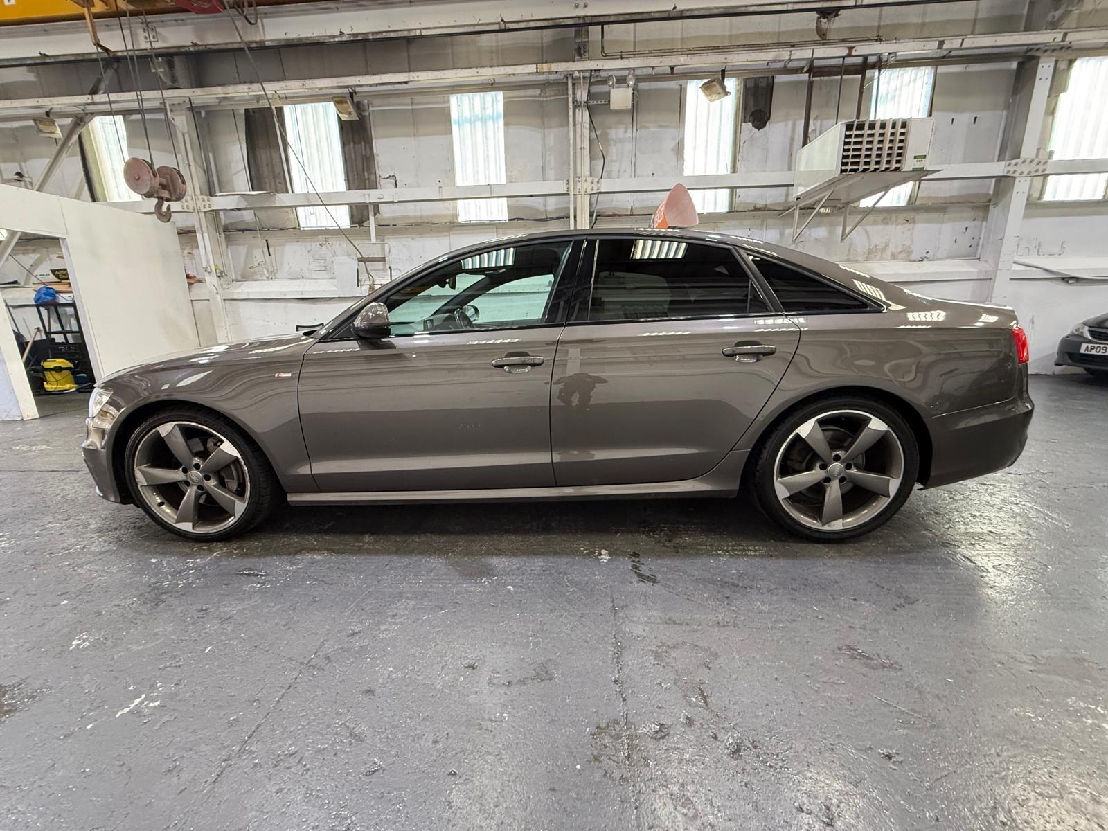 Audi A6 Saloon 3.0 BiTDI V6 Black Edition Saloon 4dr Diesel Tiptronic quattro Euro 5 (s/s) (313 ps)