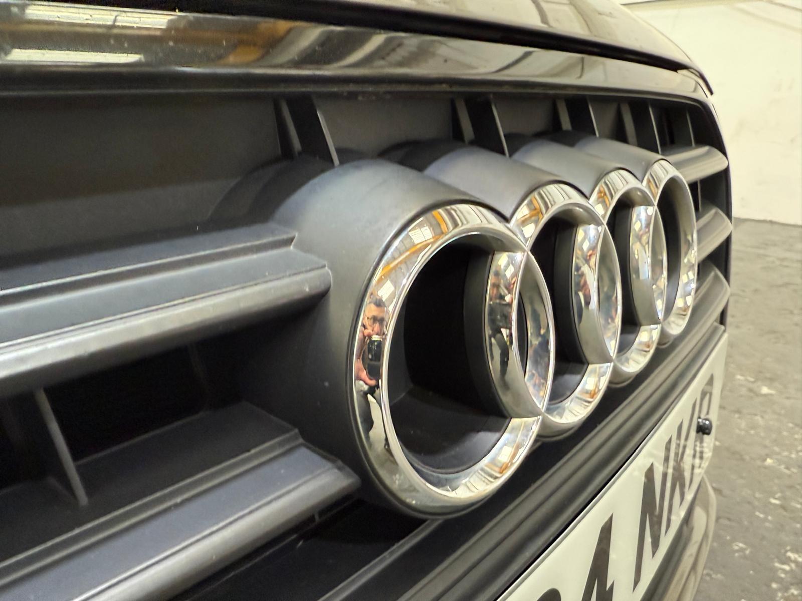 Audi A6 Saloon 3.0 BiTDI V6 Black Edition Saloon 4dr Diesel Tiptronic quattro Euro 5 (s/s) (313 ps)