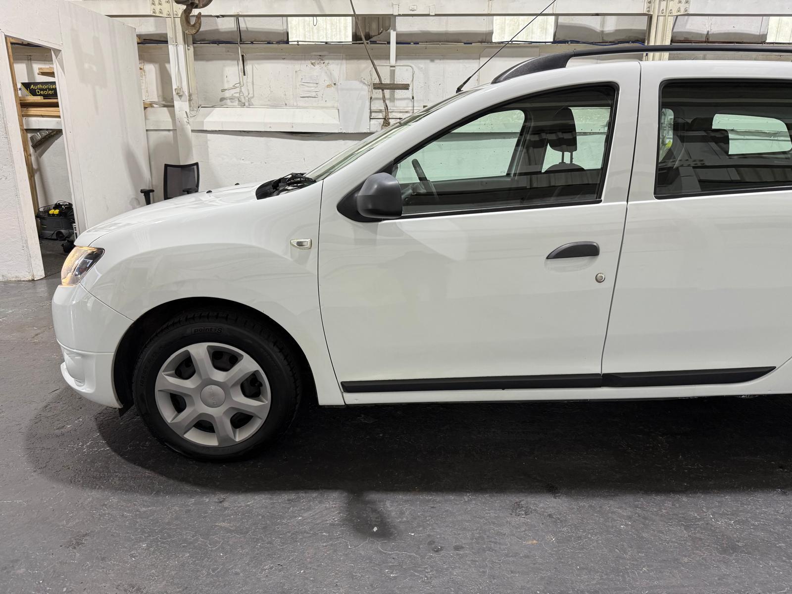 Dacia Logan MCV 1.2 Ambiance Estate 5dr Petrol Manual Euro 5 (75 ps)