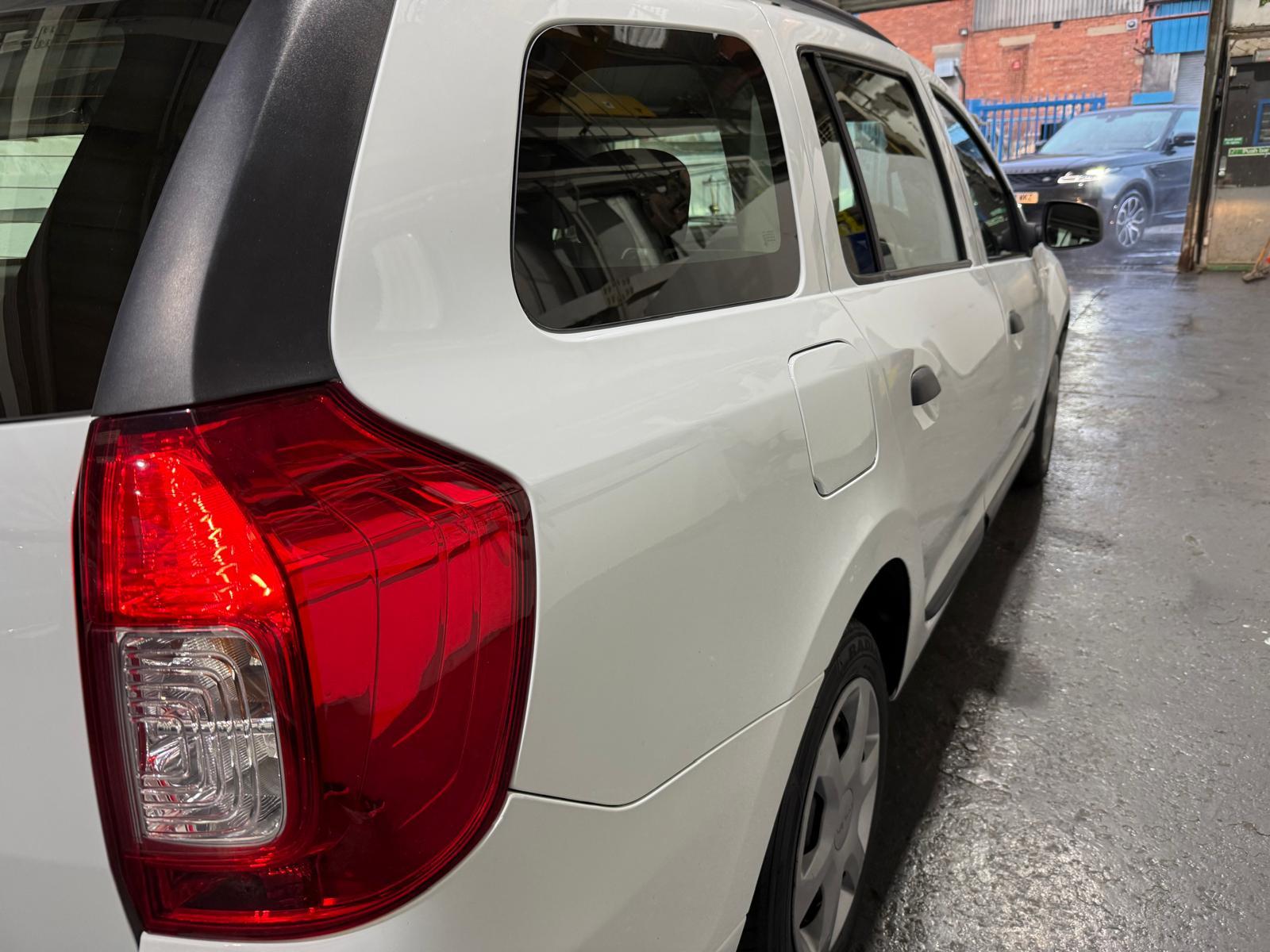 Dacia Logan MCV 1.2 Ambiance Estate 5dr Petrol Manual Euro 5 (75 ps)