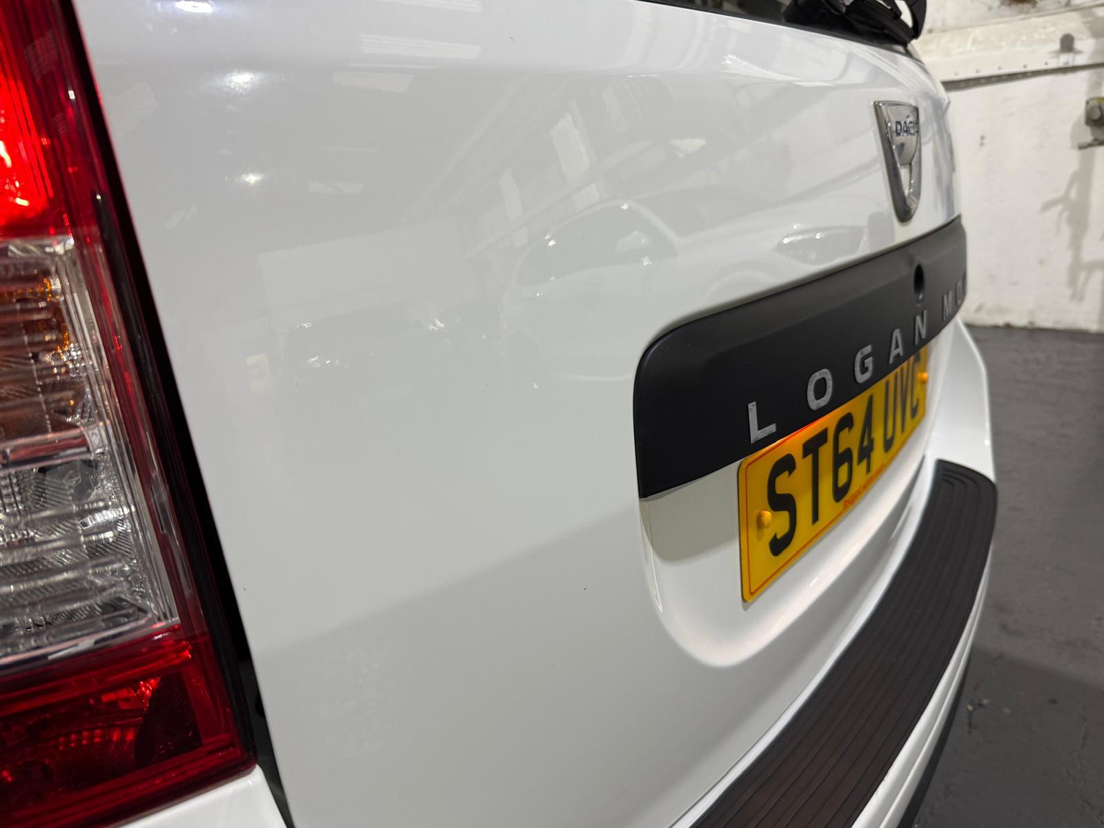 Dacia Logan MCV 1.2 Ambiance Estate 5dr Petrol Manual Euro 5 (75 ps)