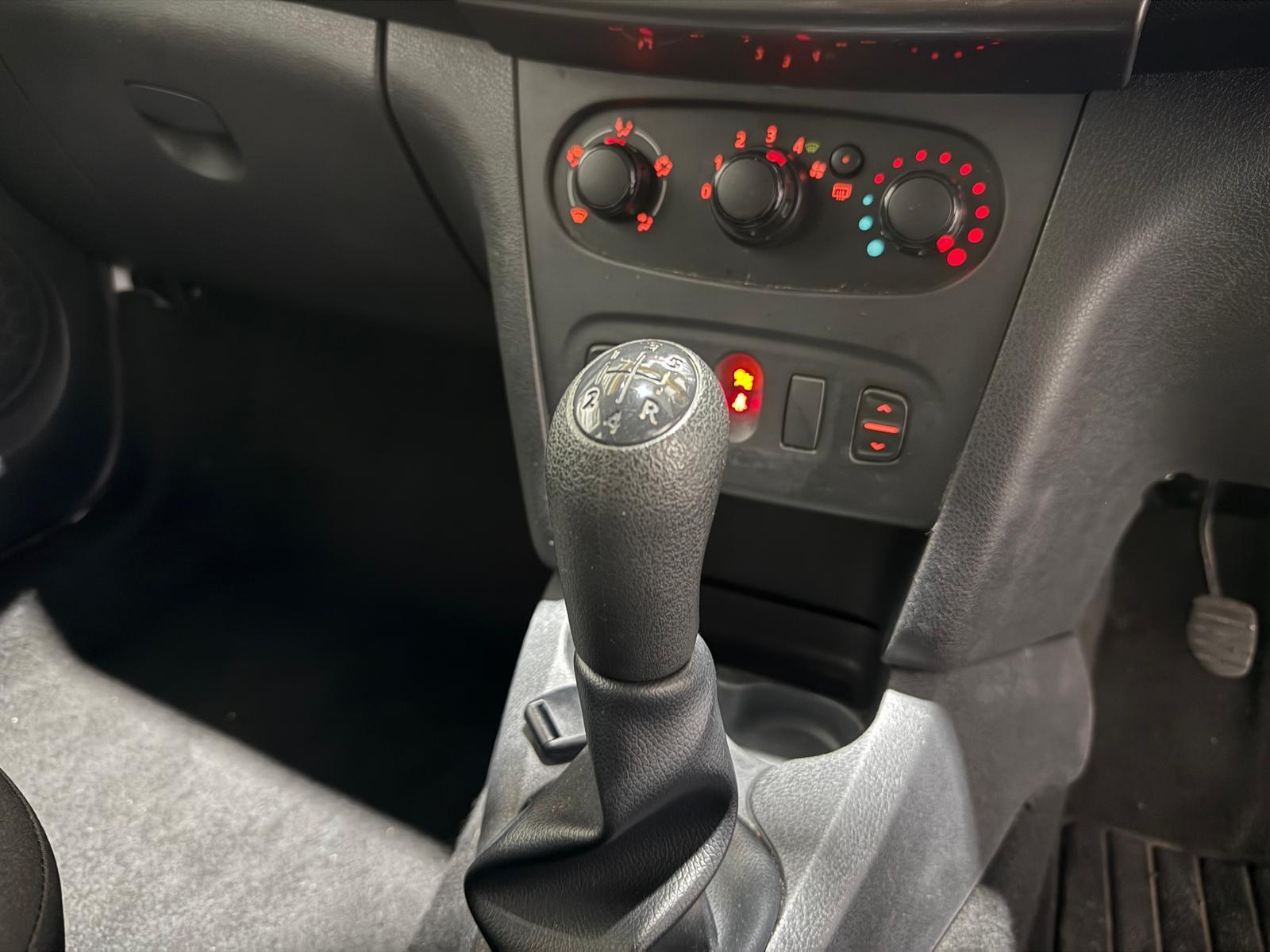 Dacia Logan MCV 1.2 Ambiance Estate 5dr Petrol Manual Euro 5 (75 ps)