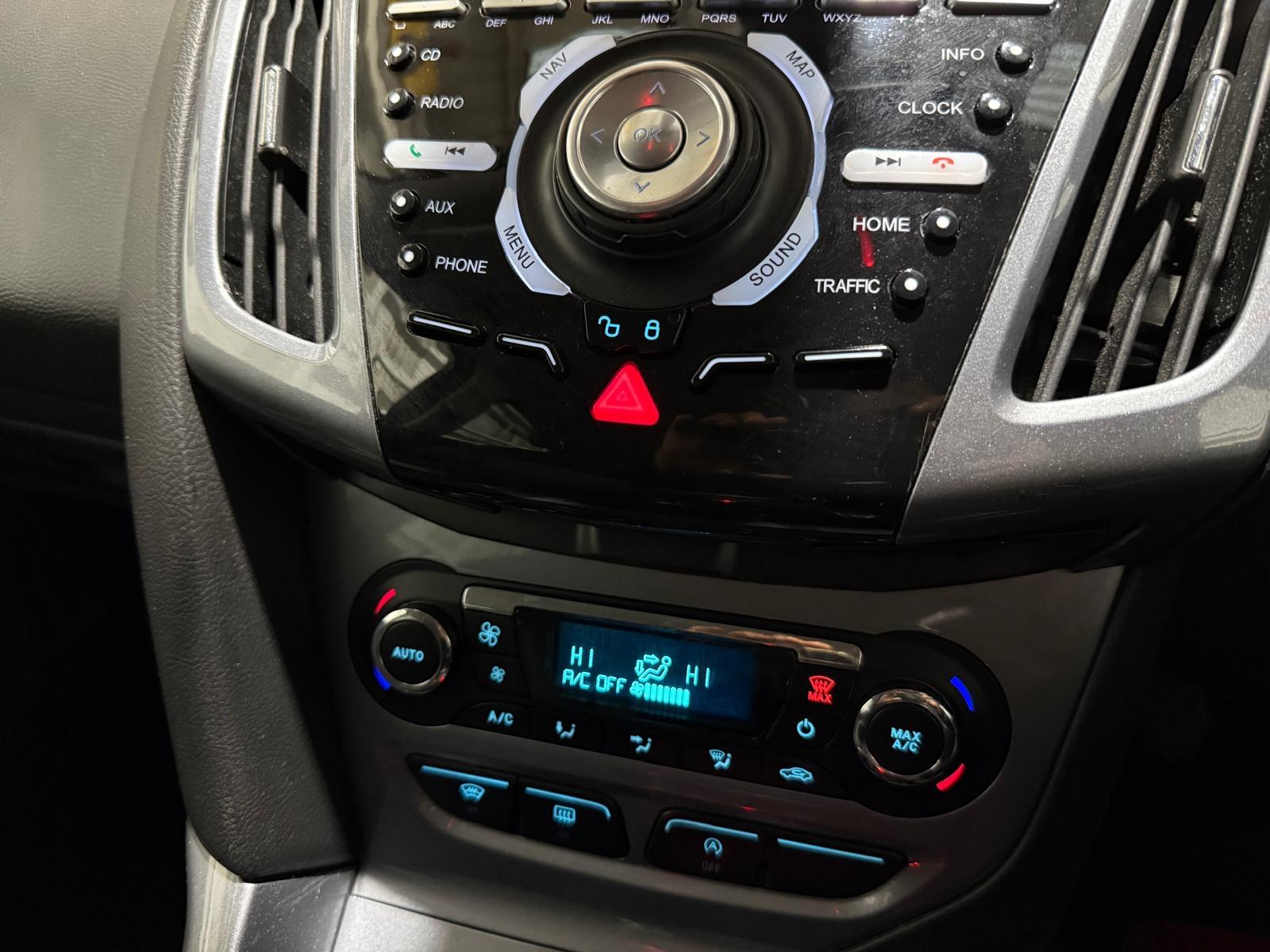 Ford Focus 1.6 TDCi Titanium Hatchback 5dr Diesel Manual Euro 5 (s/s) (115 ps)