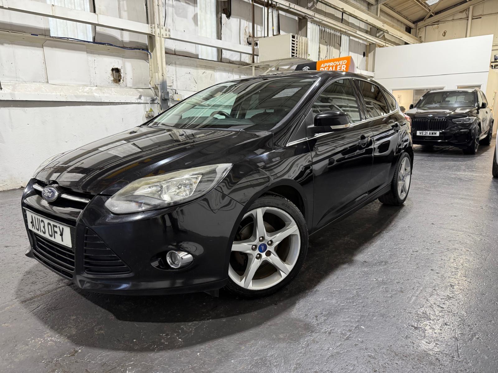 Ford Focus 1.6 TDCi Titanium Hatchback 5dr Diesel Manual Euro 5 (s/s) (115 ps)