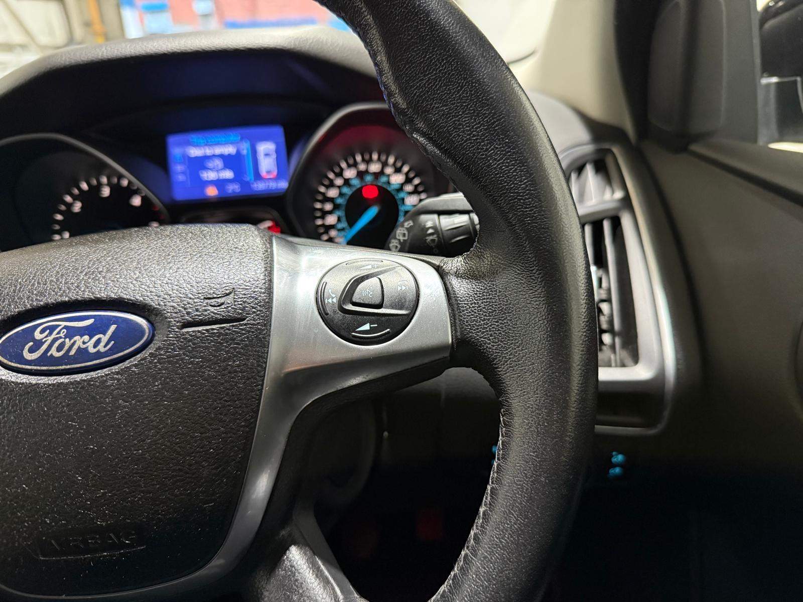 Ford Focus 1.6 TDCi Titanium Hatchback 5dr Diesel Manual Euro 5 (s/s) (115 ps)