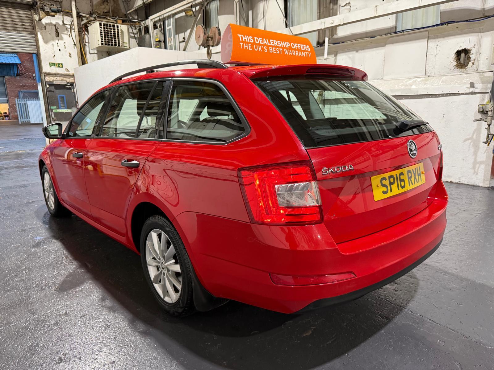 Skoda Octavia 1.6 TDI S Estate 5dr Diesel DSG Euro 6 (s/s) (110 ps)