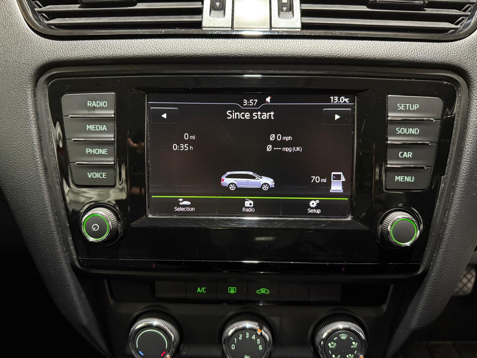 Skoda Octavia 1.6 TDI S Estate 5dr Diesel DSG Euro 6 (s/s) (110 ps)