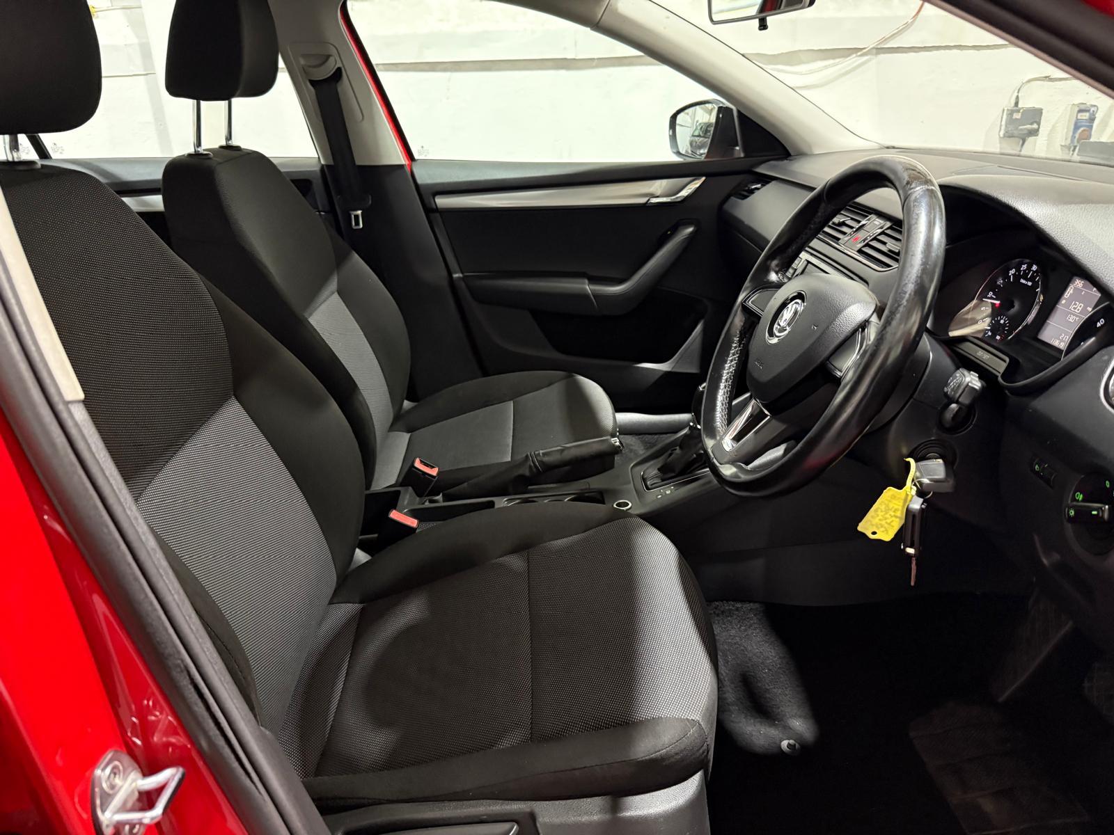 Skoda Octavia 1.6 TDI S Estate 5dr Diesel DSG Euro 6 (s/s) (110 ps)