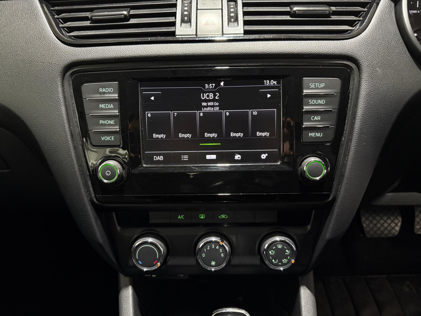 Skoda Octavia 1.6 TDI S Estate 5dr Diesel DSG Euro 6 (s/s) (110 ps)