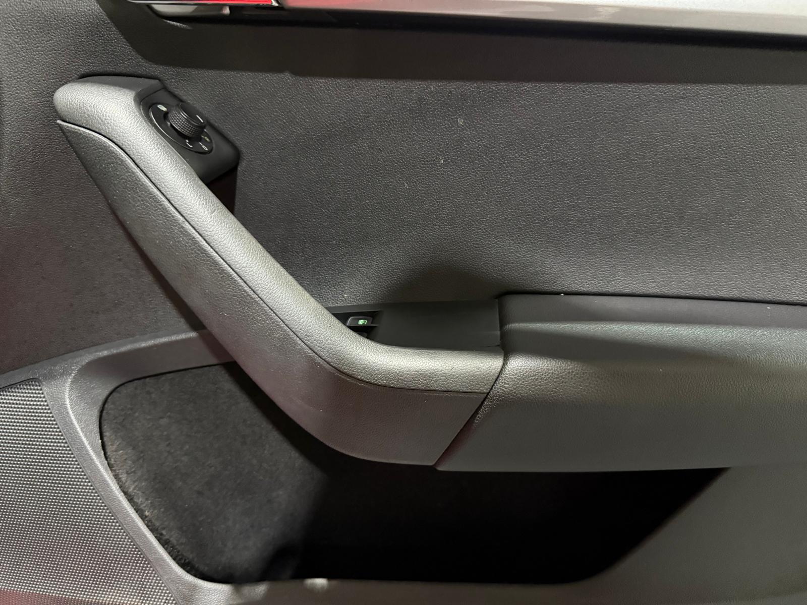 Skoda Octavia 1.6 TDI S Estate 5dr Diesel DSG Euro 6 (s/s) (110 ps)