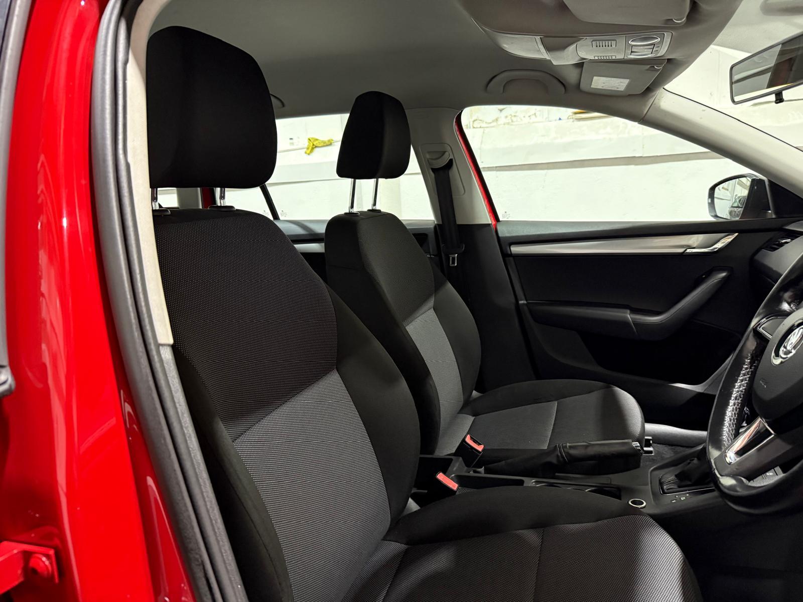 Skoda Octavia 1.6 TDI S Estate 5dr Diesel DSG Euro 6 (s/s) (110 ps)