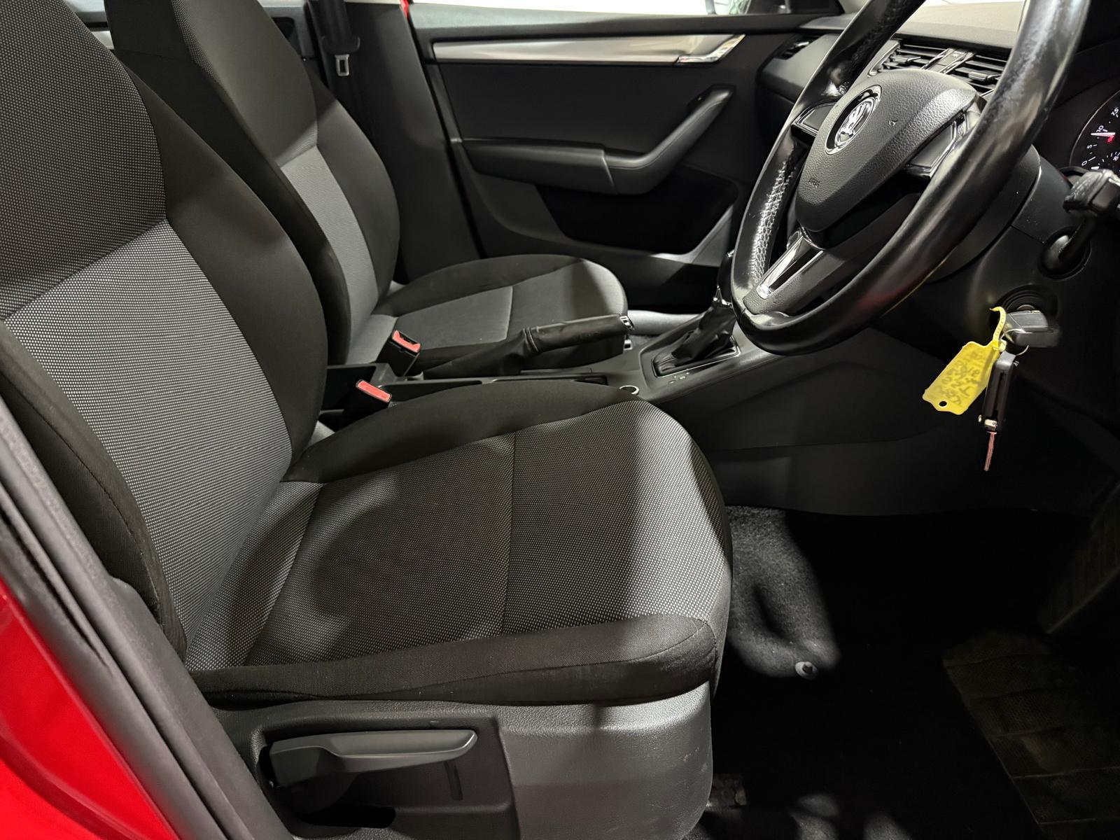 Skoda Octavia 1.6 TDI S Estate 5dr Diesel DSG Euro 6 (s/s) (110 ps)