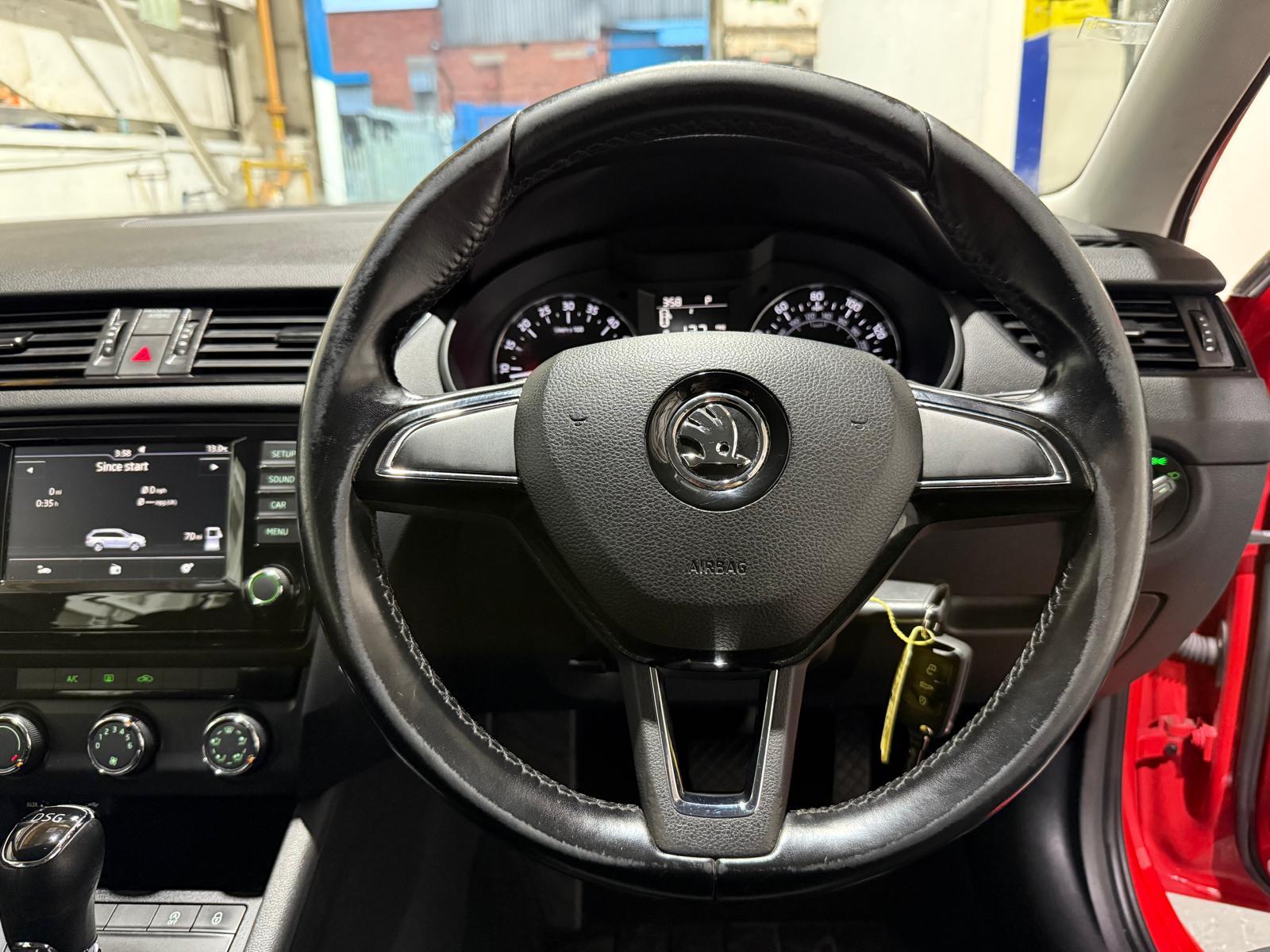 Skoda Octavia 1.6 TDI S Estate 5dr Diesel DSG Euro 6 (s/s) (110 ps)