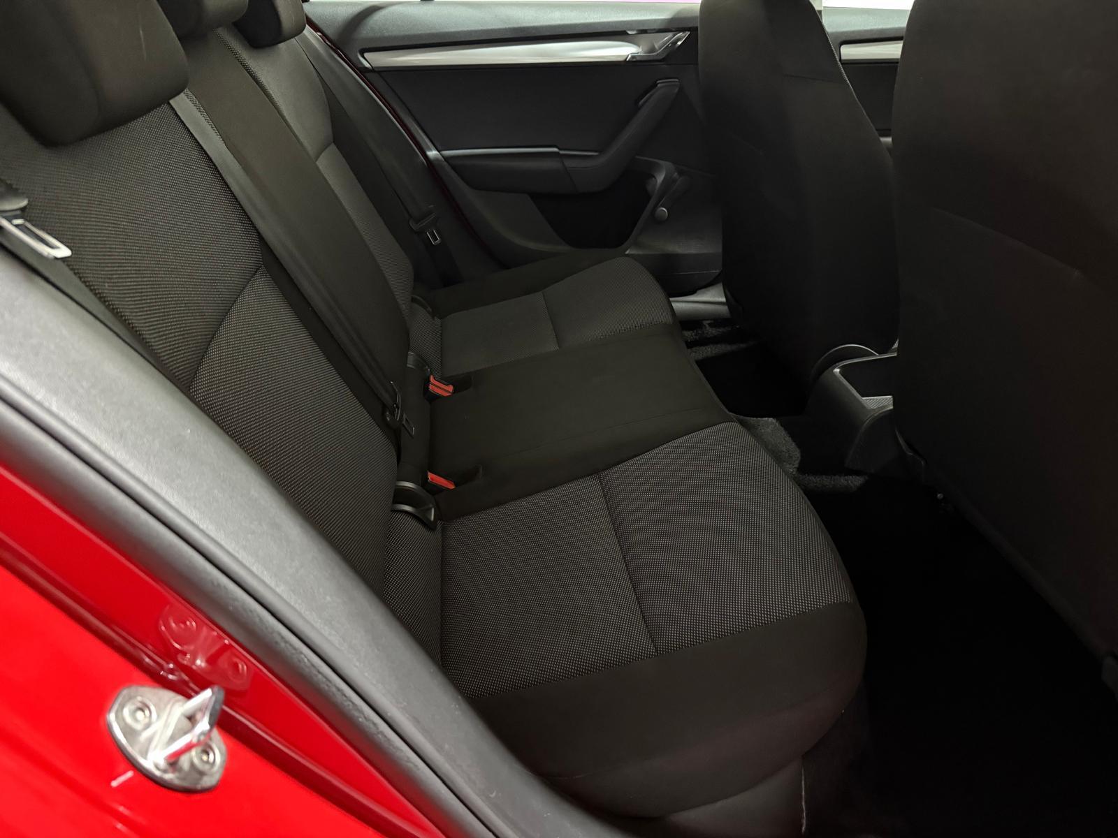 Skoda Octavia 1.6 TDI S Estate 5dr Diesel DSG Euro 6 (s/s) (110 ps)