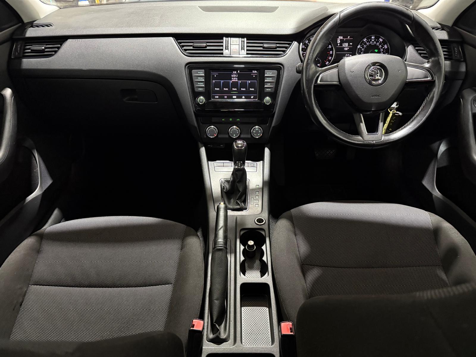 Skoda Octavia 1.6 TDI S Estate 5dr Diesel DSG Euro 6 (s/s) (110 ps)