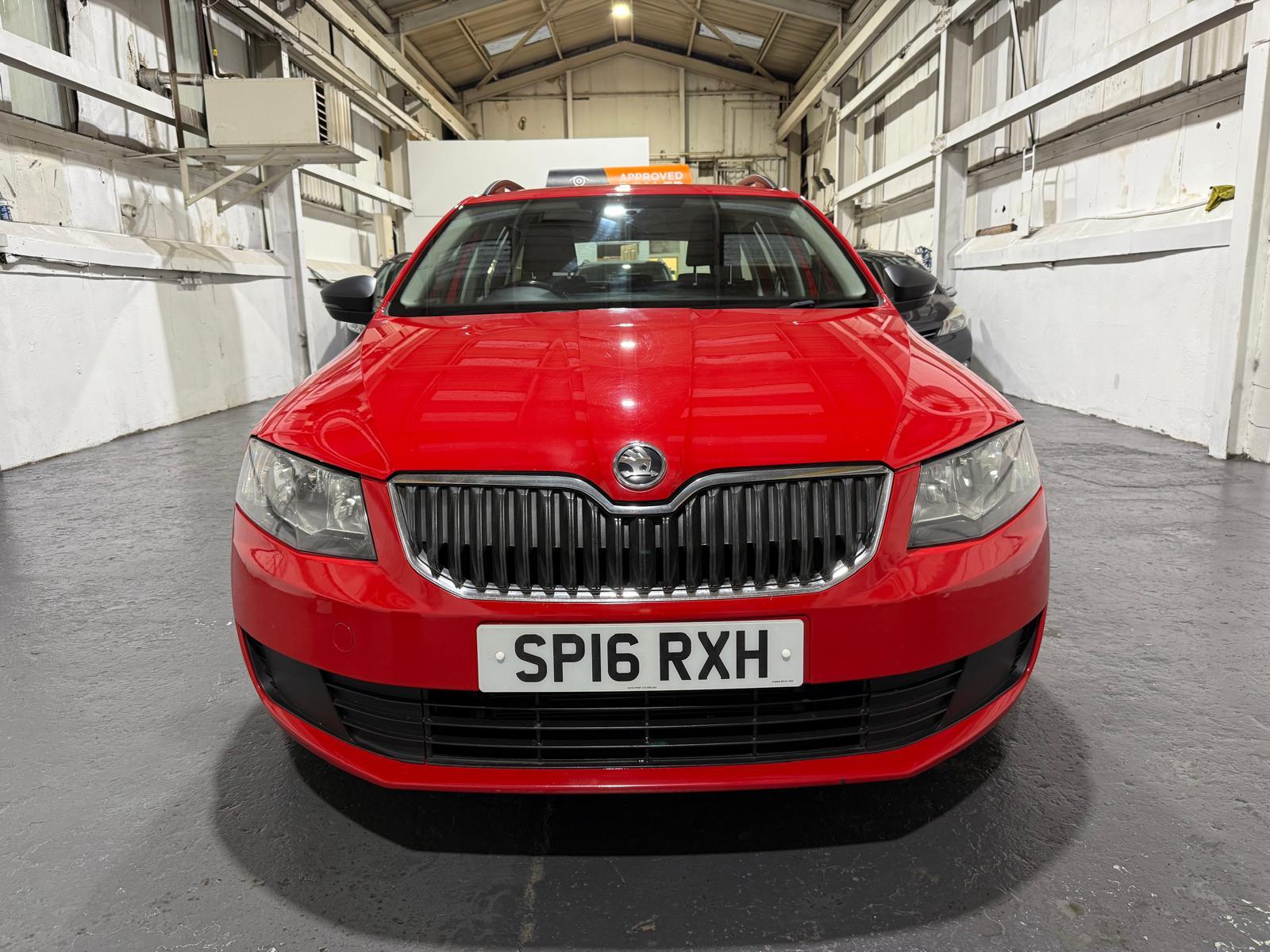 Skoda Octavia 1.6 TDI S Estate 5dr Diesel DSG Euro 6 (s/s) (110 ps)