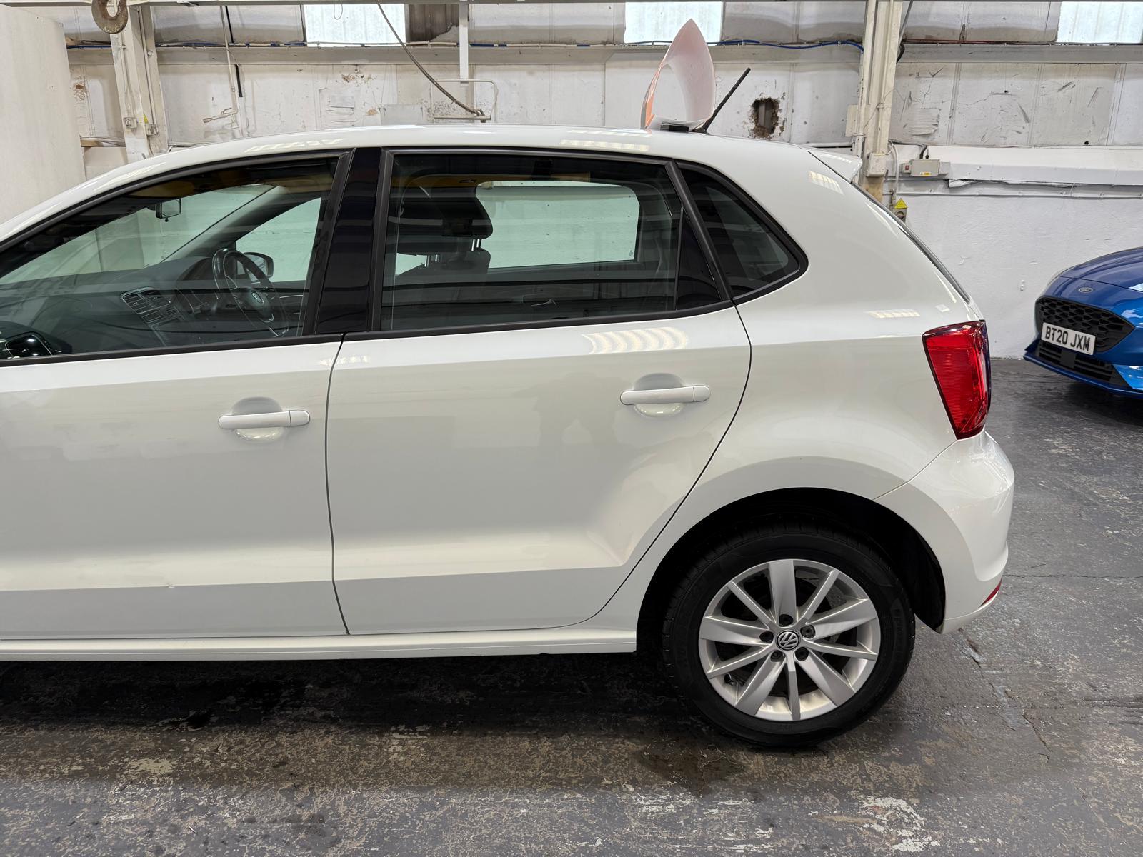 Volkswagen Polo 1.0 BlueMotion Tech SE Hatchback 5dr Petrol Manual Euro 6 (s/s) (60 ps)