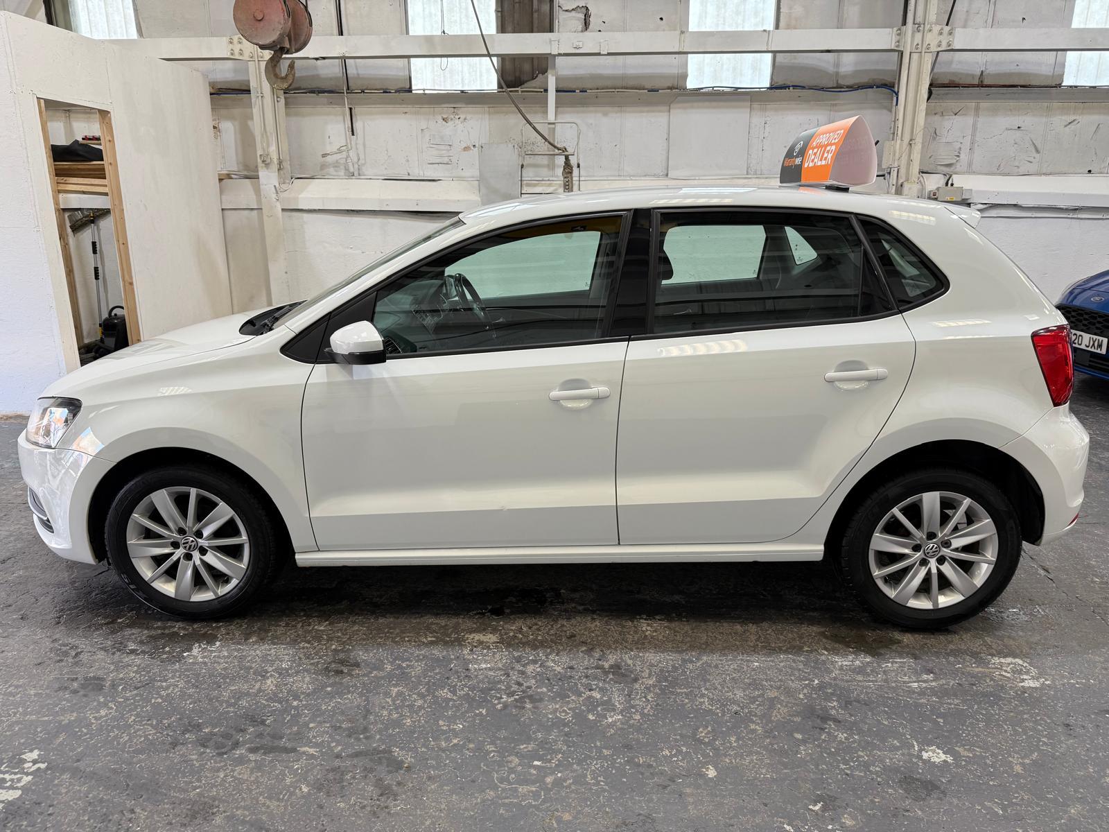 Volkswagen Polo 1.0 BlueMotion Tech SE Hatchback 5dr Petrol Manual Euro 6 (s/s) (60 ps)