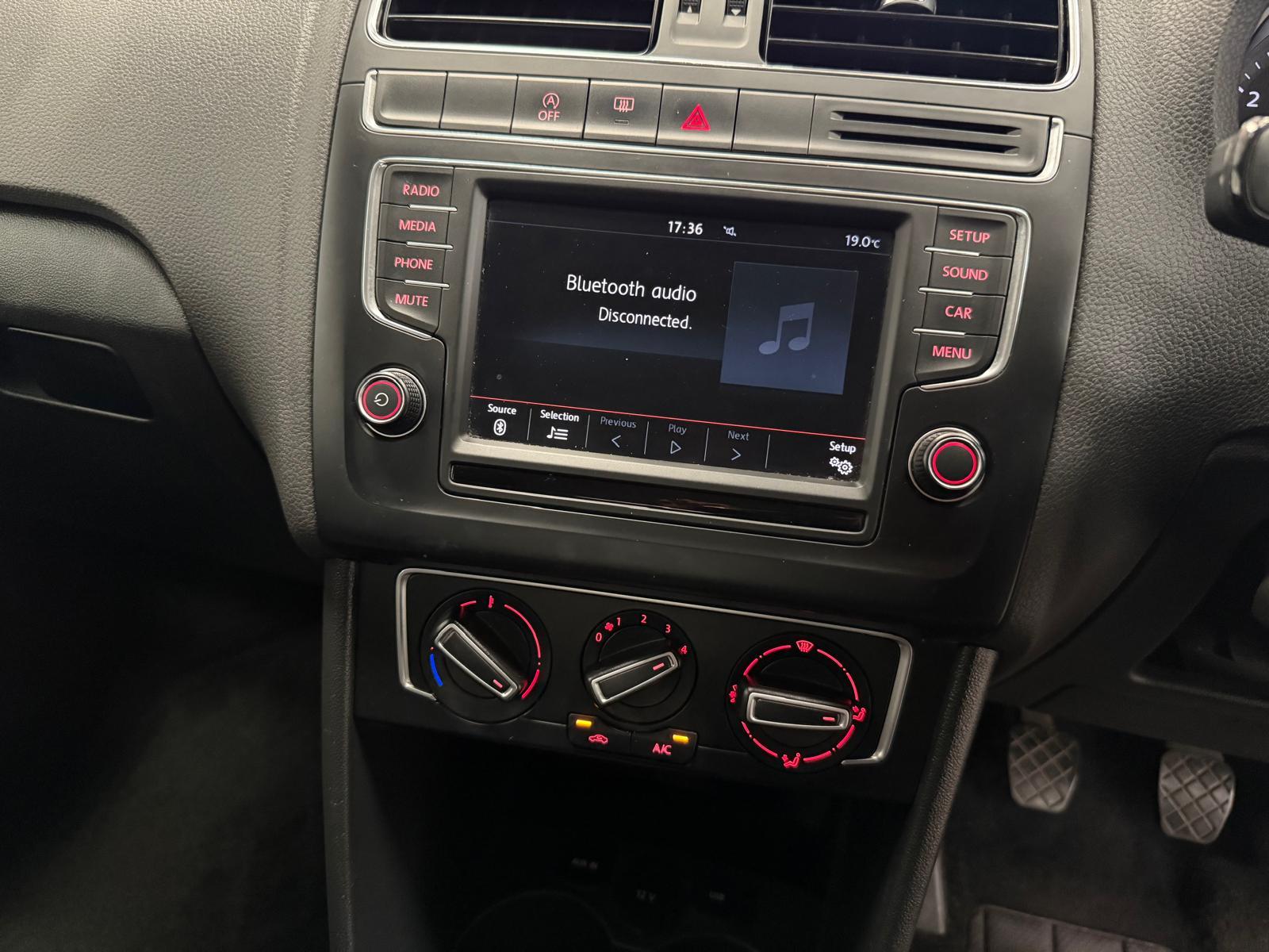 Volkswagen Polo 1.0 BlueMotion Tech SE Hatchback 5dr Petrol Manual Euro 6 (s/s) (60 ps)