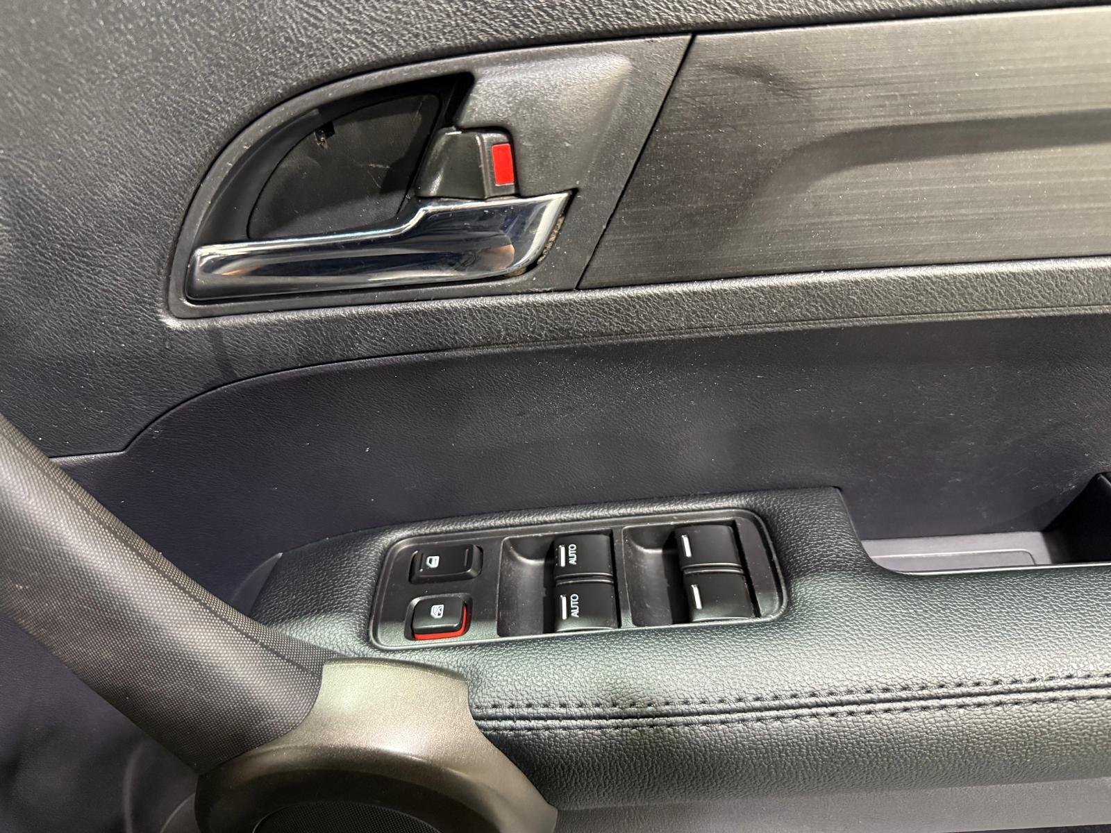 Honda CR-V 2.2 i-DTEC ES SUV 5dr Diesel Manual 4WD Euro 5 (150 ps)