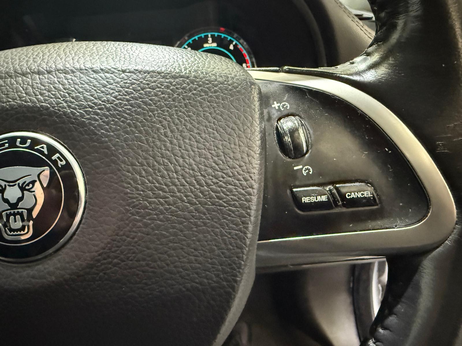Jaguar XF 2.2d Premium Luxury Saloon 4dr Diesel Auto Euro 5 (s/s) (163 ps)