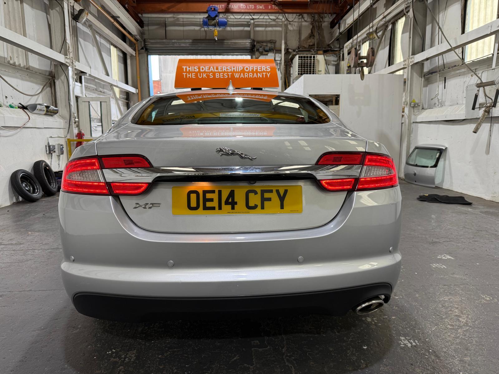 Jaguar XF 2.2d Premium Luxury Saloon 4dr Diesel Auto Euro 5 (s/s) (163 ps)