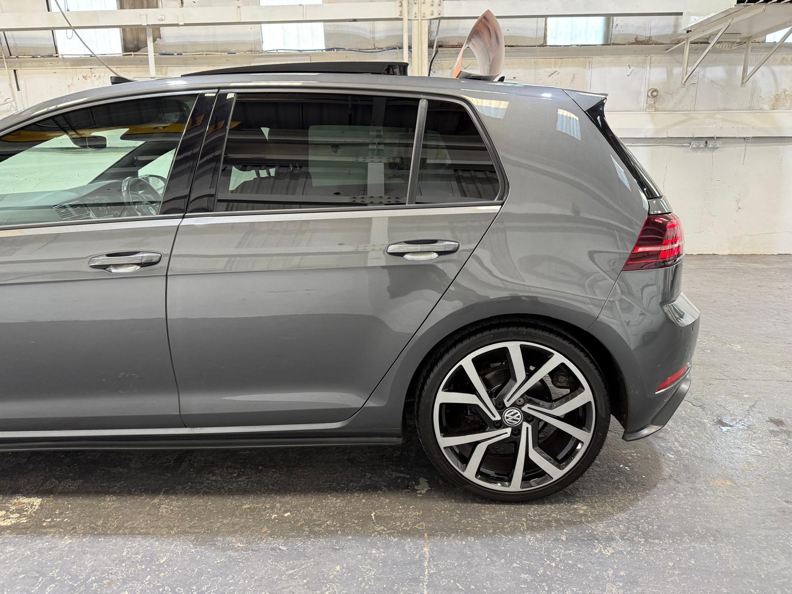 Volkswagen Golf 2.0 TDI GTD Hatchback 5dr Diesel DSG Euro 6 (s/s) (184 ps)