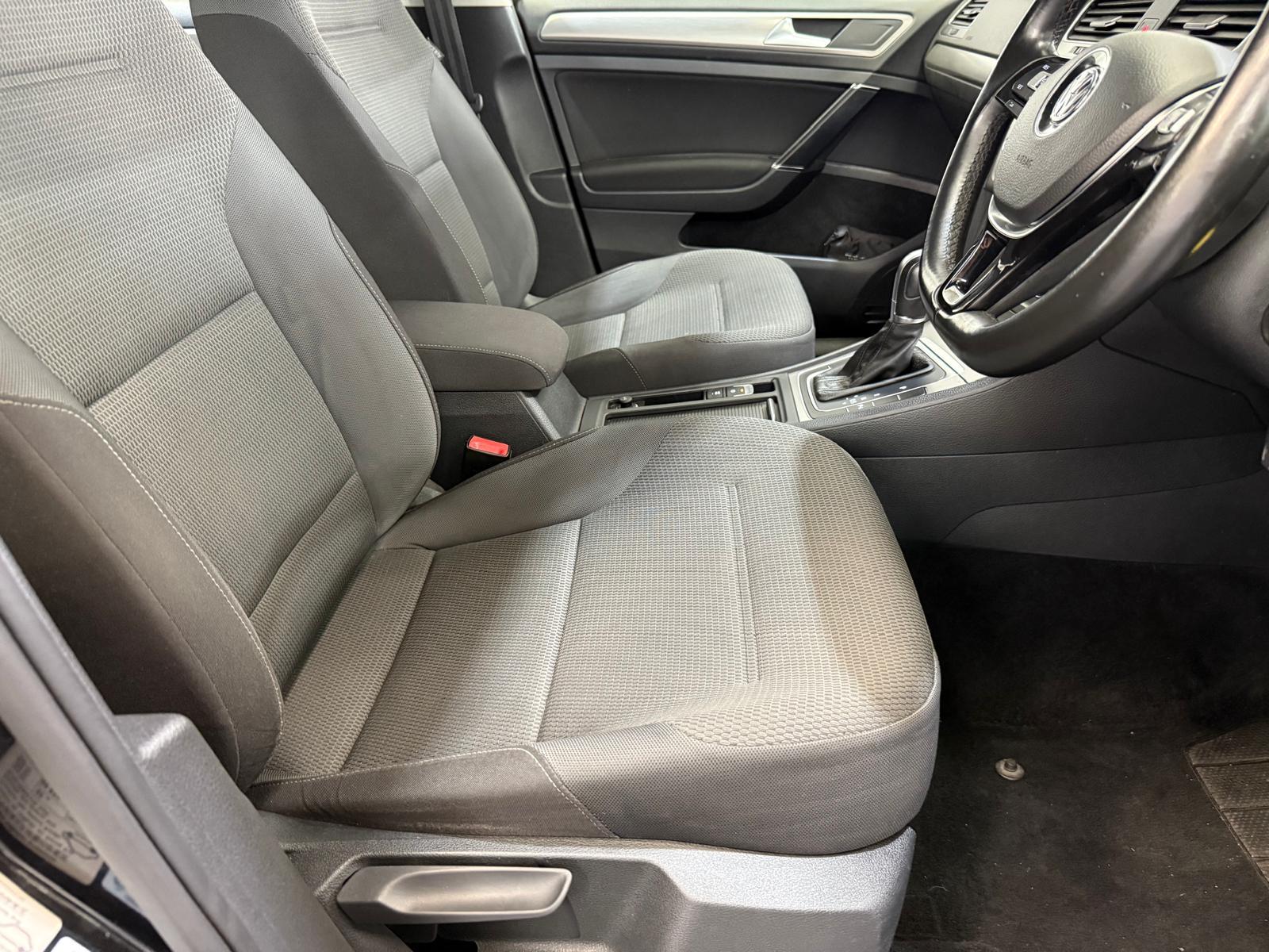 Volkswagen Golf 2.0 TDI BlueMotion Tech Match Hatchback 5dr Diesel DSG Euro 5 (s/s) (150 ps)