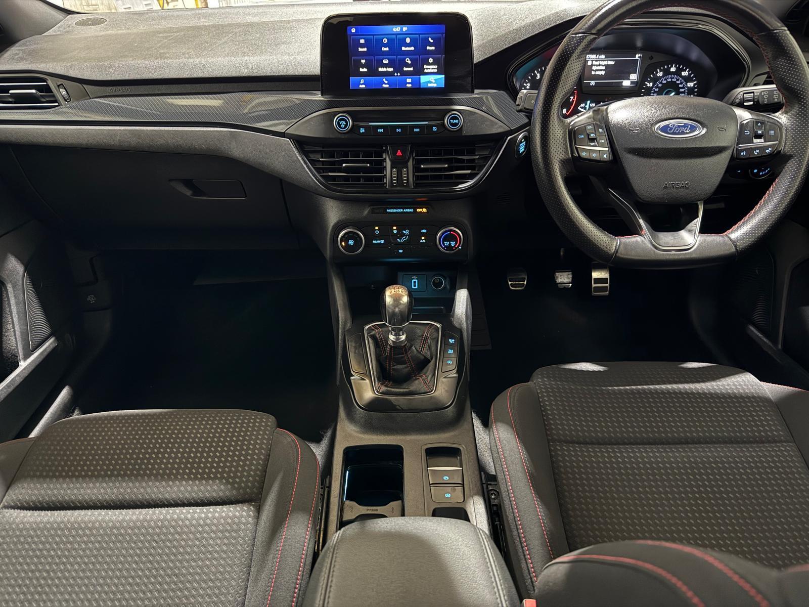 Ford Focus 1.0T EcoBoost ST-Line Hatchback 5dr Petrol Manual Euro 6 (s/s) (125 ps)