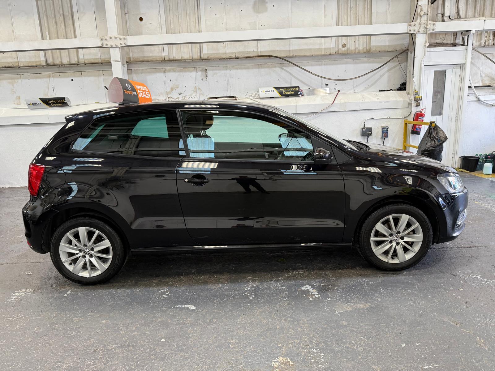 Volkswagen Polo 1.0 BlueMotion Tech SE Hatchback 3dr Petrol Manual Euro 6 (s/s) (60 ps)