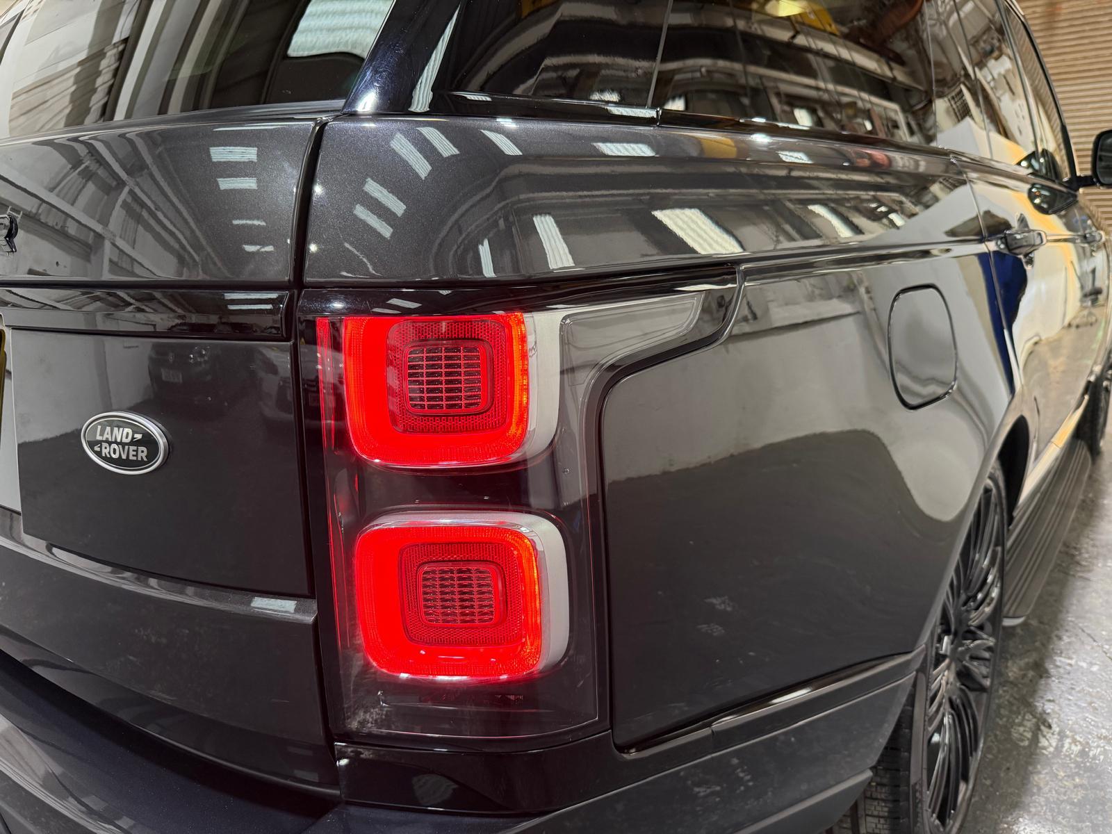Land Rover Range Rover 3.0 D300 MHEV Westminster Black SUV 5dr Diesel Auto 4WD Euro 6 (s/s) (300 ps)