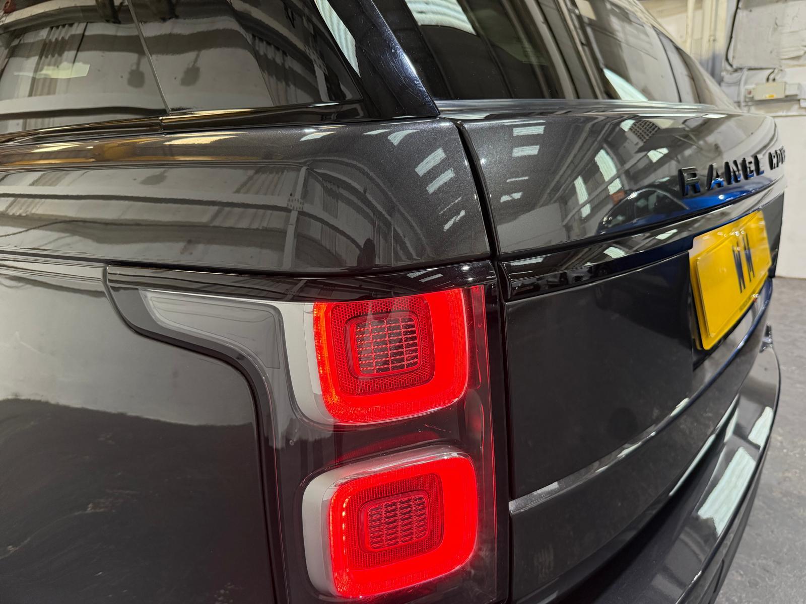 Land Rover Range Rover 3.0 D300 MHEV Westminster Black SUV 5dr Diesel Auto 4WD Euro 6 (s/s) (300 ps)