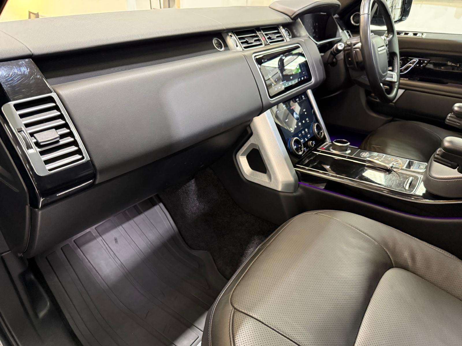 Land Rover Range Rover 3.0 D300 MHEV Westminster Black SUV 5dr Diesel Auto 4WD Euro 6 (s/s) (300 ps)