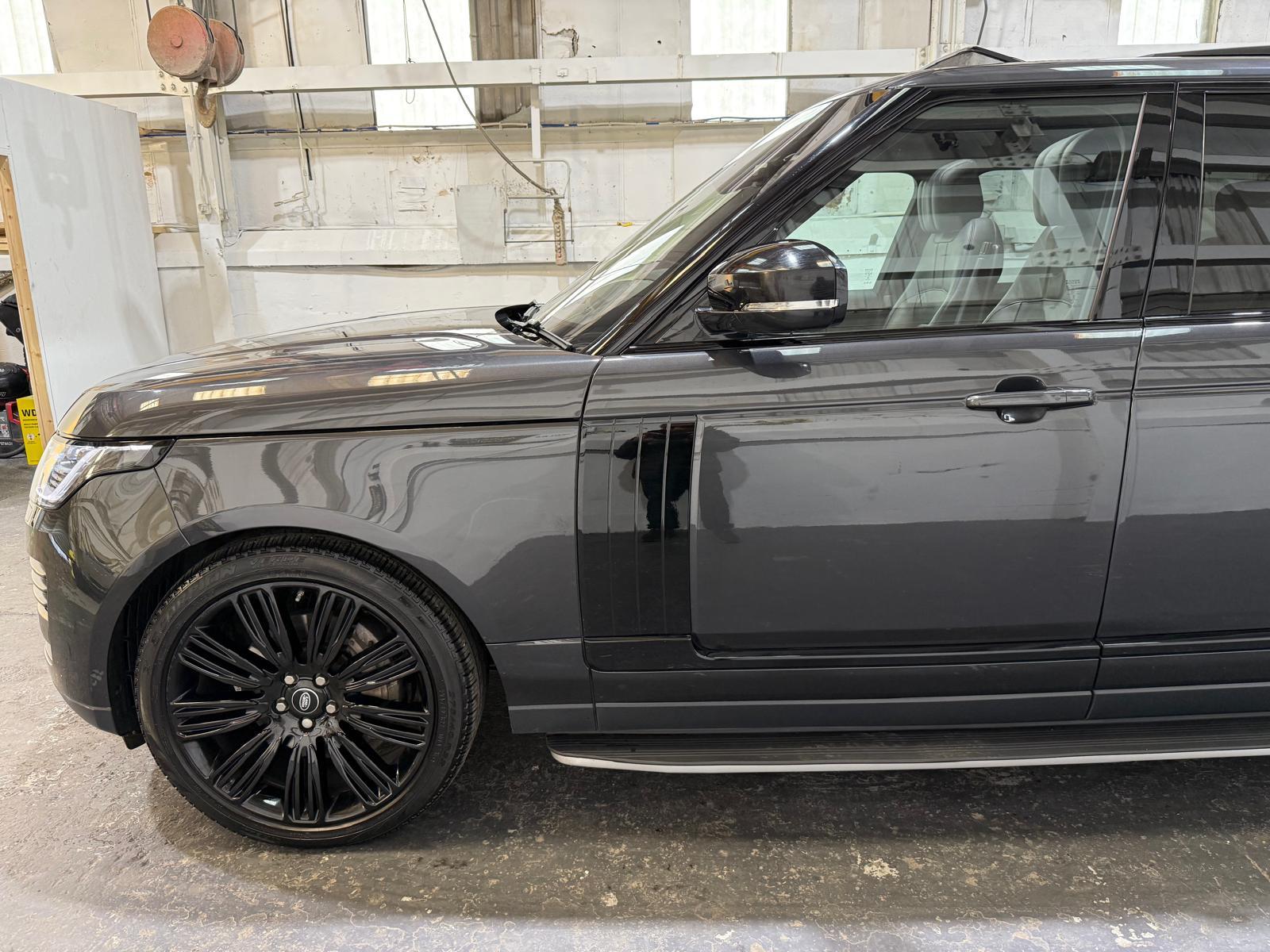 Land Rover Range Rover 3.0 D300 MHEV Westminster Black SUV 5dr Diesel Auto 4WD Euro 6 (s/s) (300 ps)