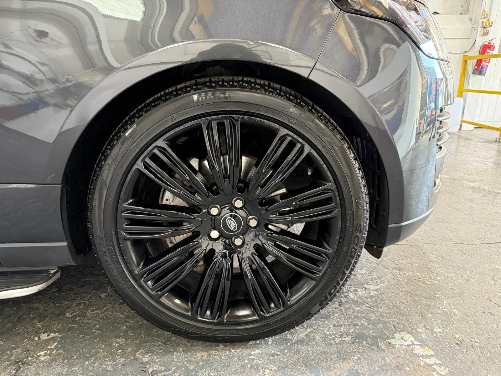Land Rover Range Rover 3.0 D300 MHEV Westminster Black SUV 5dr Diesel Auto 4WD Euro 6 (s/s) (300 ps)