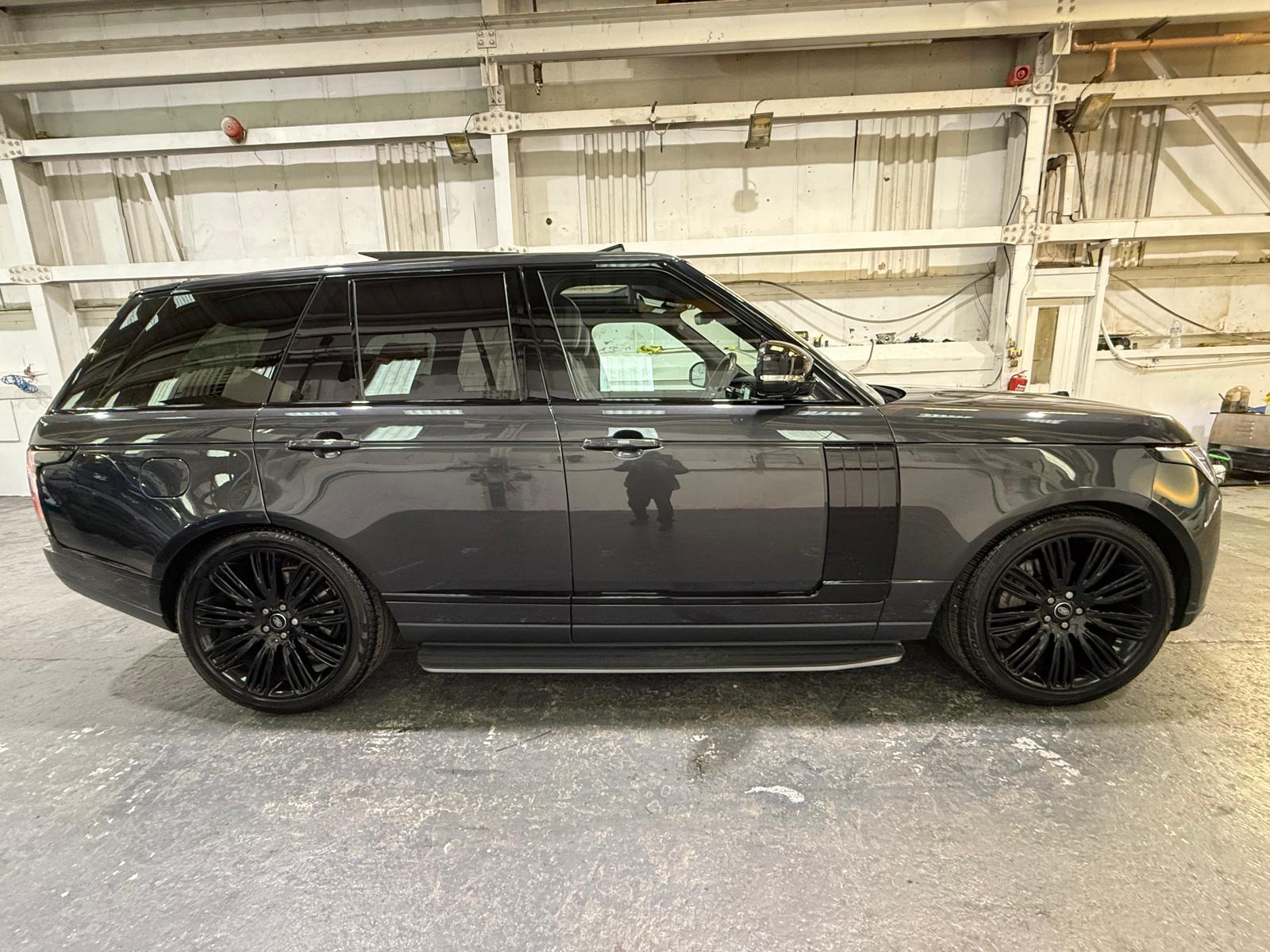 Land Rover Range Rover 3.0 D300 MHEV Westminster Black SUV 5dr Diesel Auto 4WD Euro 6 (s/s) (300 ps)