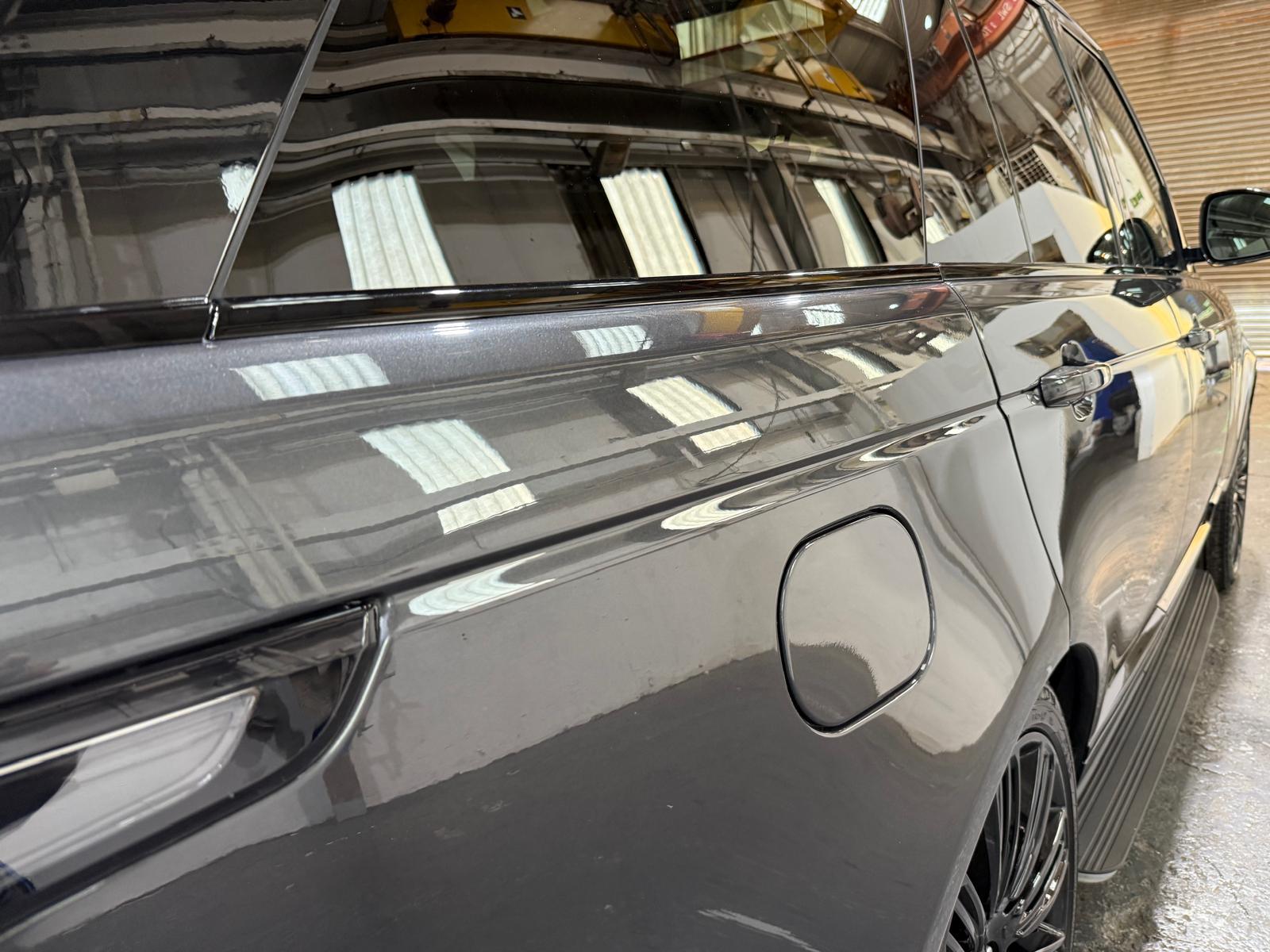 Land Rover Range Rover 3.0 D300 MHEV Westminster Black SUV 5dr Diesel Auto 4WD Euro 6 (s/s) (300 ps)
