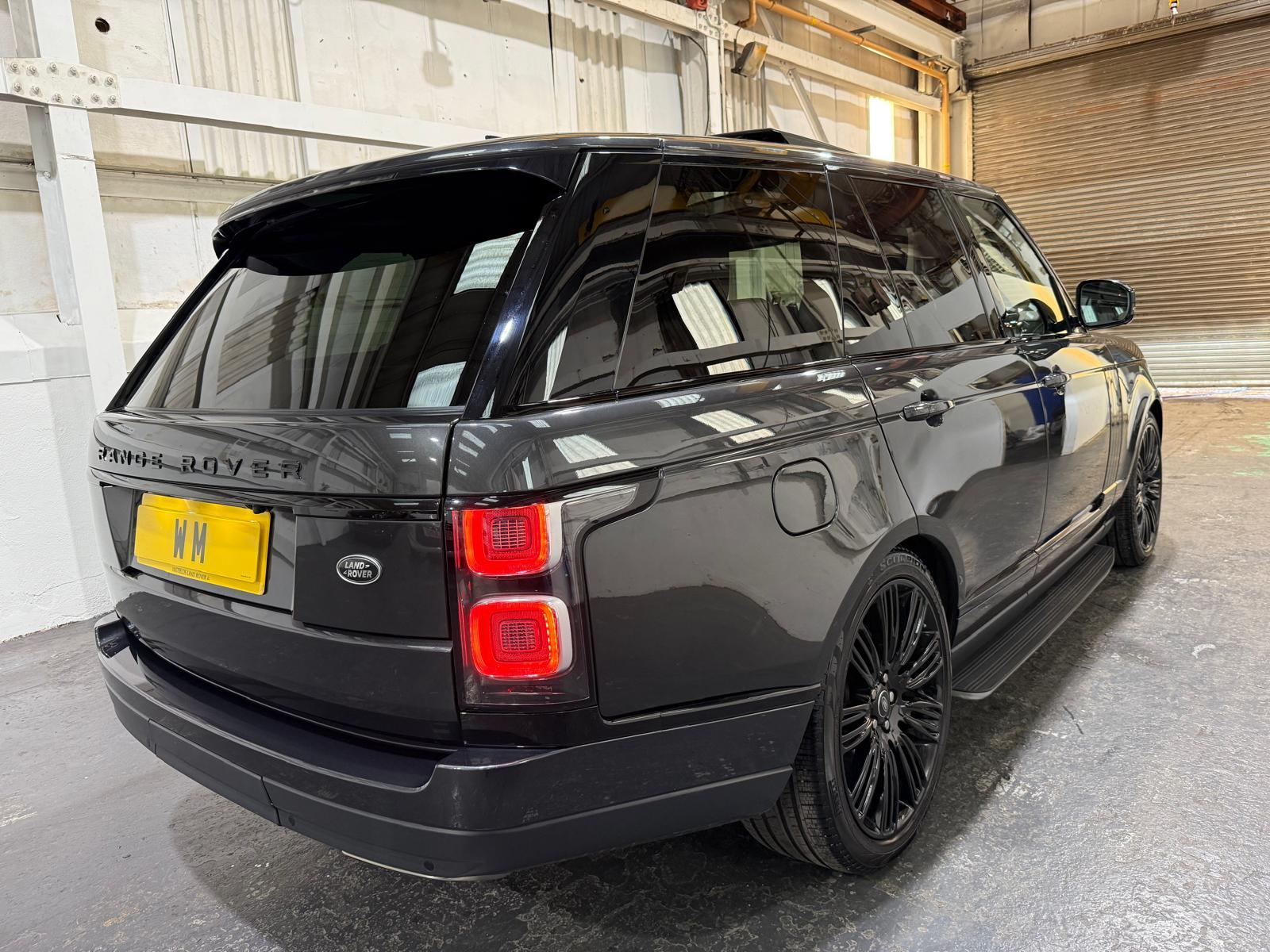 Land Rover Range Rover 3.0 D300 MHEV Westminster Black SUV 5dr Diesel Auto 4WD Euro 6 (s/s) (300 ps)