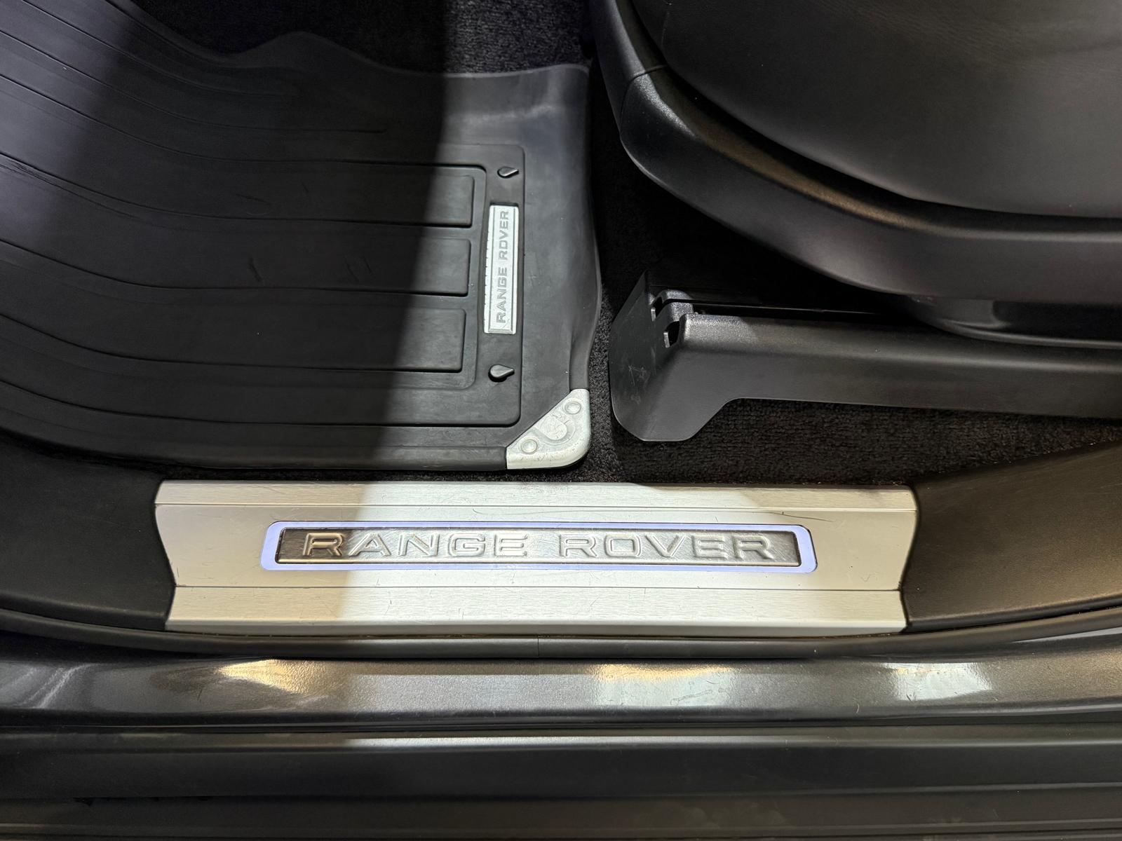 Land Rover Range Rover 3.0 D300 MHEV Westminster Black SUV 5dr Diesel Auto 4WD Euro 6 (s/s) (300 ps)
