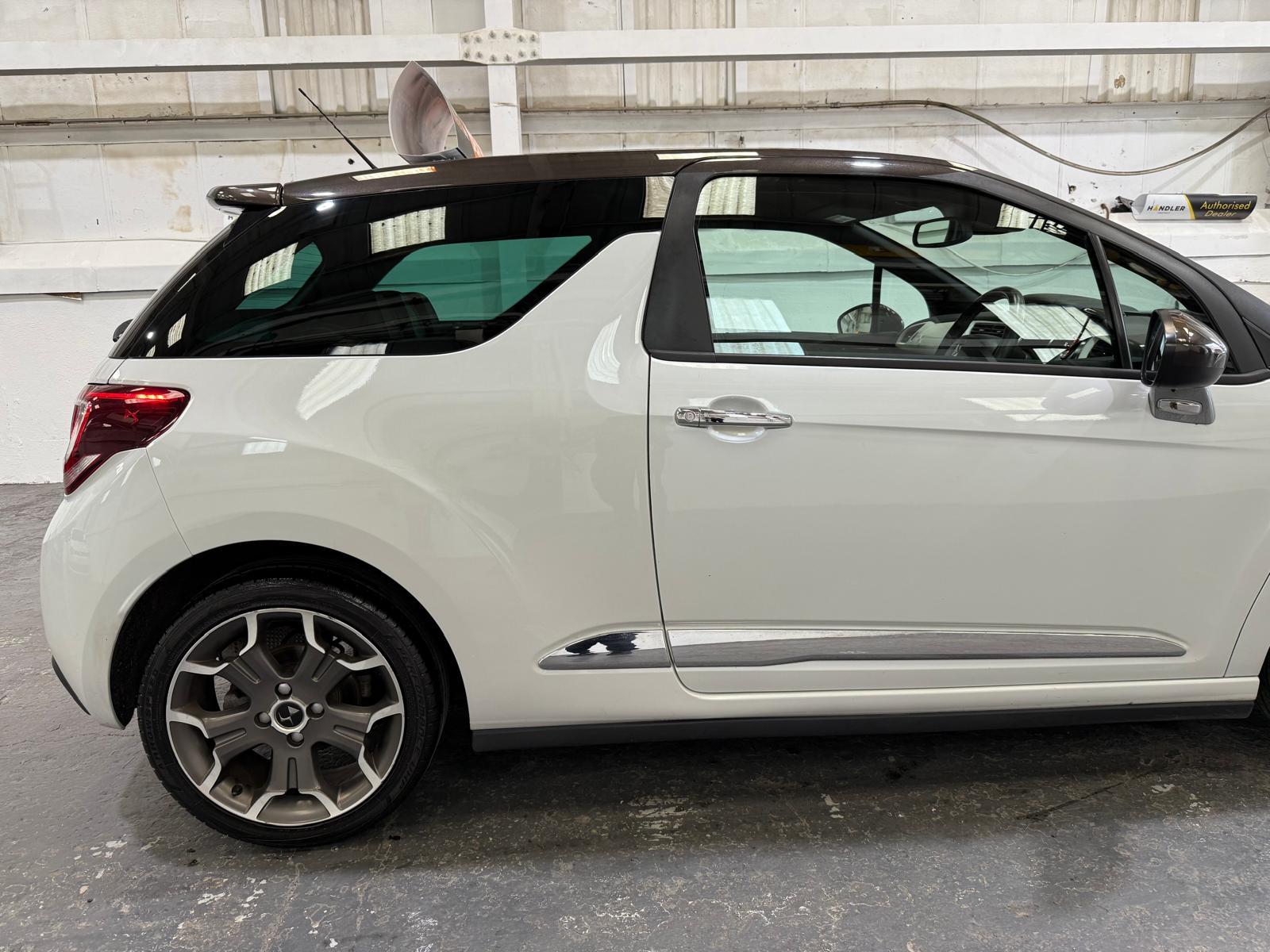 Citroen DS3 1.6 BlueHDi Ultra Prestige Hatchback 3dr Diesel Manual Euro 6 (s/s) (120 ps)