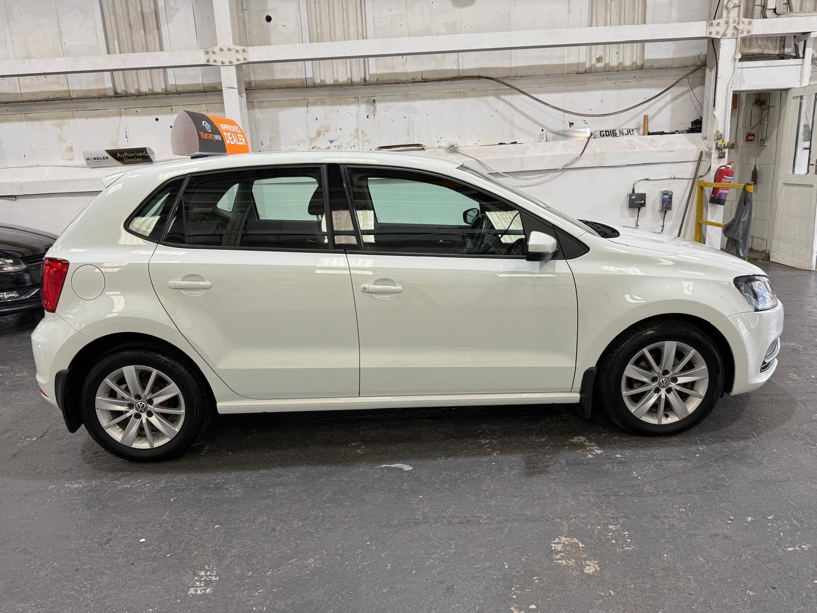 Volkswagen Polo 1.4 TDI BlueMotion Tech SE Hatchback 5dr Diesel Manual Euro 6 (s/s) (75 ps)