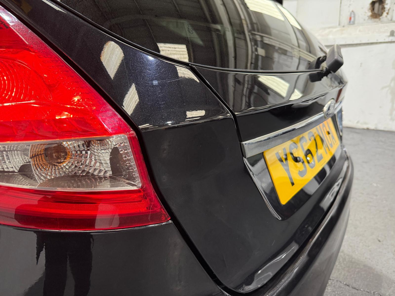 Ford Fiesta 1.25 Zetec Hatchback 5dr Petrol Manual Euro 5 (82 ps)