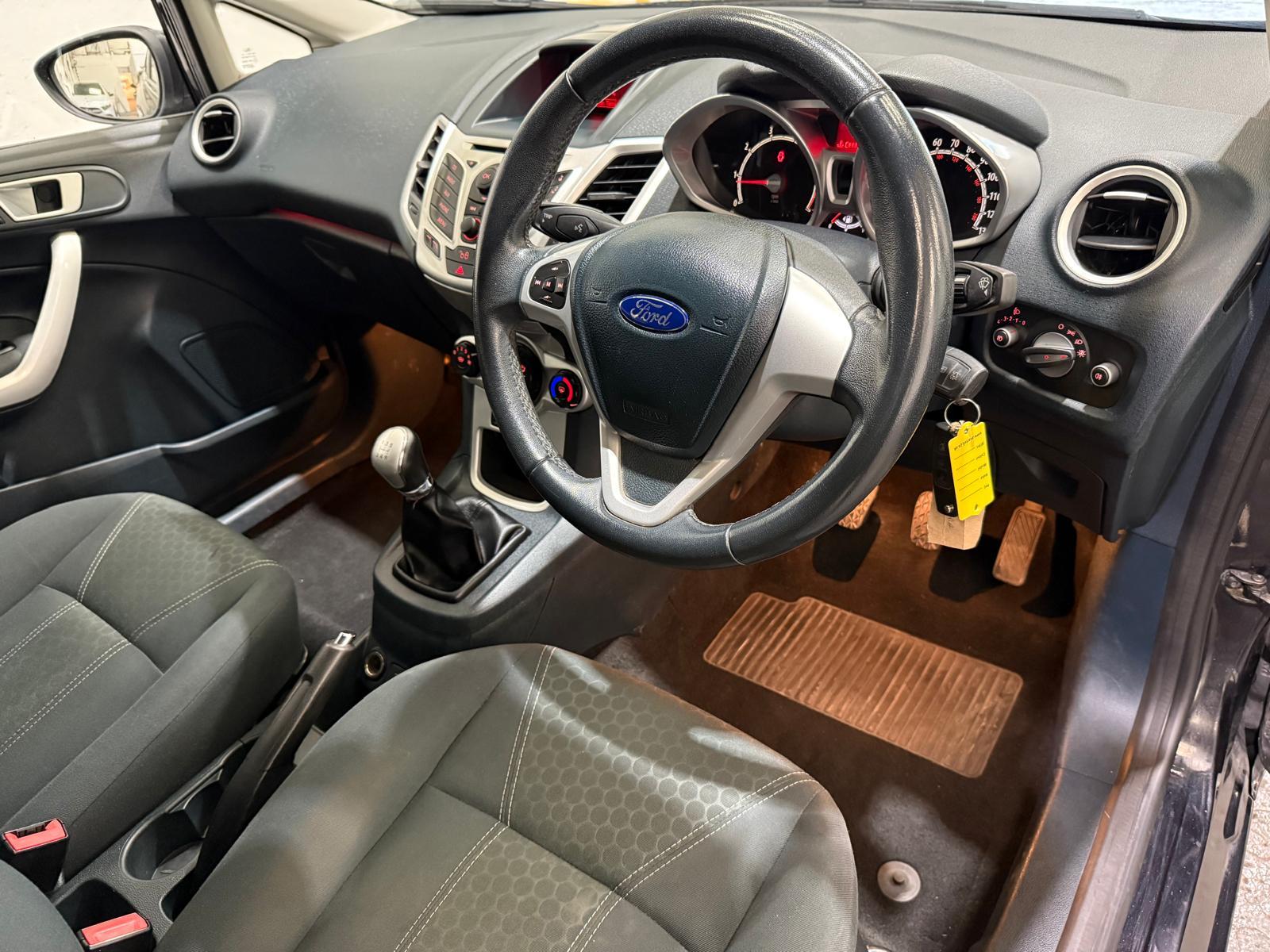 Ford Fiesta 1.25 Zetec Hatchback 5dr Petrol Manual Euro 5 (82 ps)