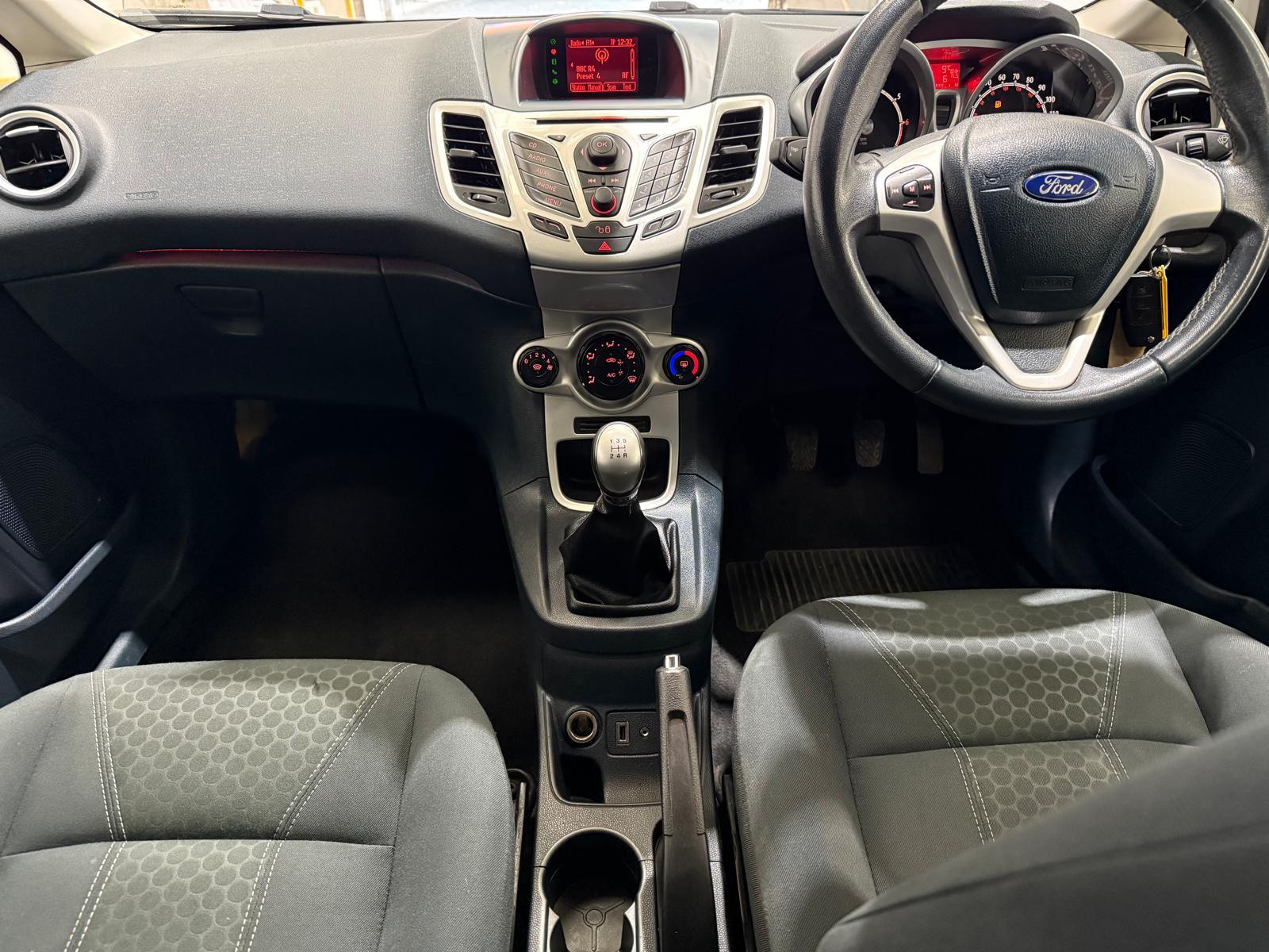 Ford Fiesta 1.25 Zetec Hatchback 5dr Petrol Manual Euro 5 (82 ps)