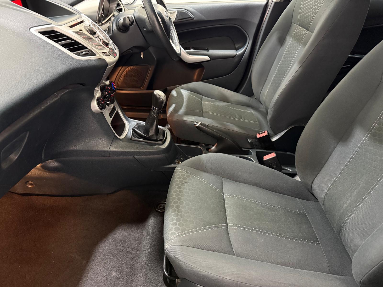 Ford Fiesta 1.25 Zetec Hatchback 5dr Petrol Manual Euro 5 (82 ps)