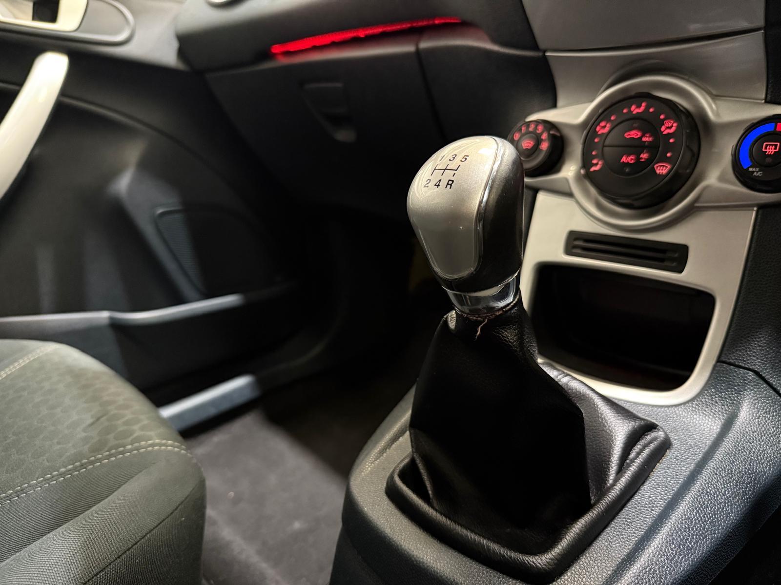 Ford Fiesta 1.25 Zetec Hatchback 5dr Petrol Manual Euro 5 (82 ps)