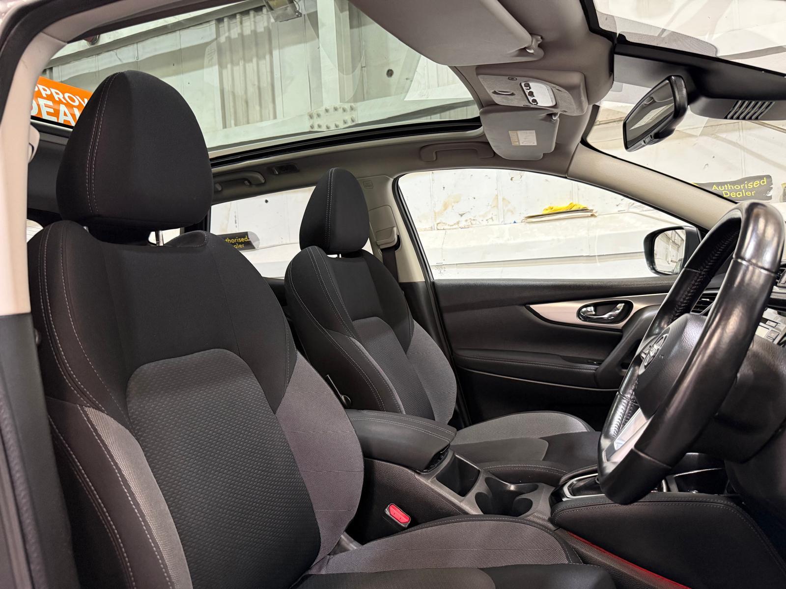 Nissan Qashqai 1.2 DIG-T N-Connecta SUV 5dr Petrol XTRON Euro 6 (s/s) (115 ps)